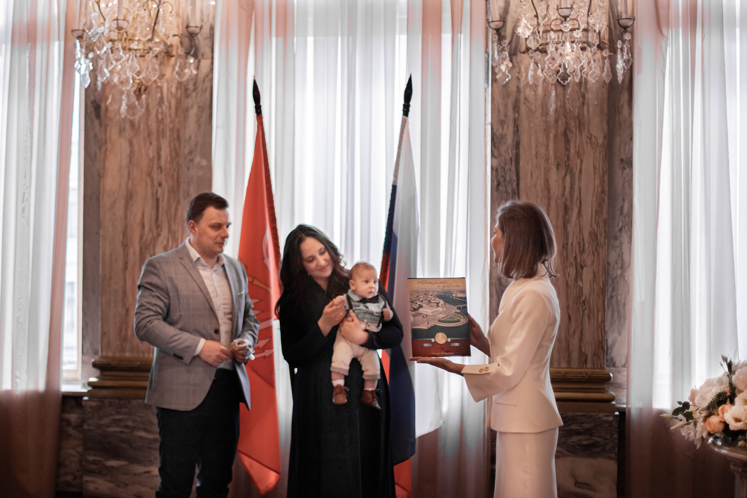 Торжественная регистрация Михаила во дворце Малютки. Фотограф Наталья Яковлева, Санкт-Петербург. Семьи, ньюборн, крещения