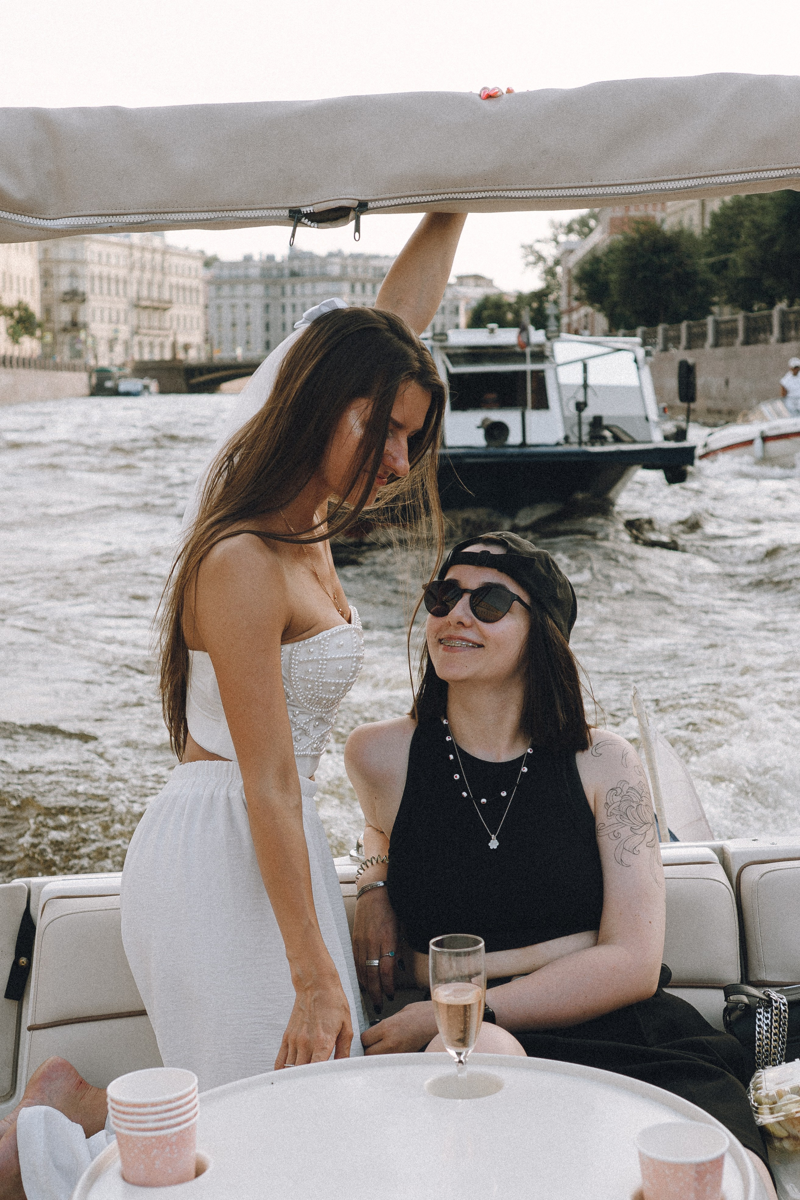 ДЕВИЧНИК НА КАТЕРЕ. Профессиональный фотограф, Санкт-Петербург — Виктория Богомолова