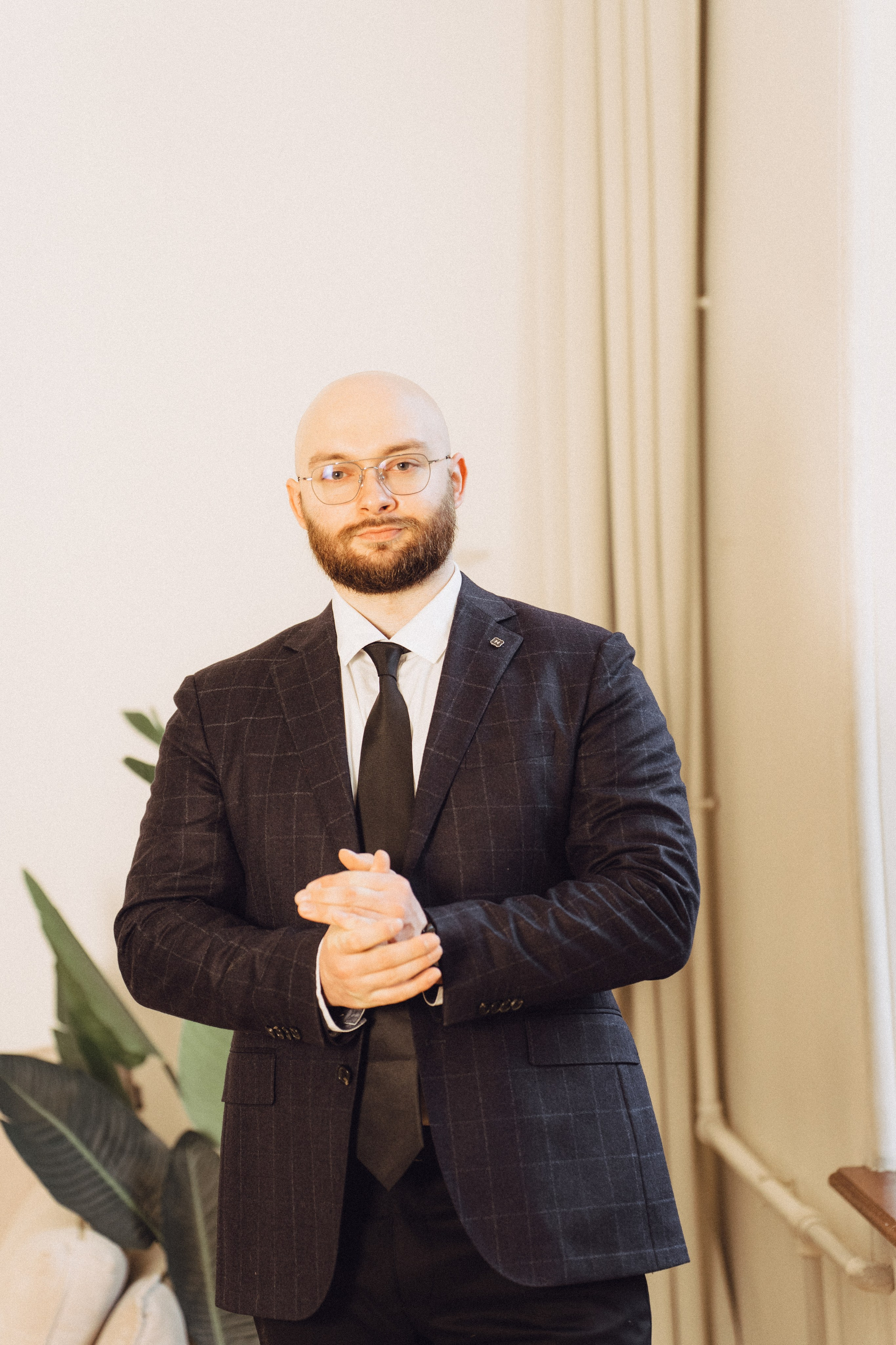 СВАДЕБНАЯ СЬЕМКА ВО ВТОРОМ ДВОРЦЕ (ДЕКАБРЬ) ТАКЖЕ СЬЕМКА В СТУДИИ НА ЧЕРНЫШЕВСКОЙ. Профессиональный фотограф, Санкт-Петербург — Виктория Богомолова