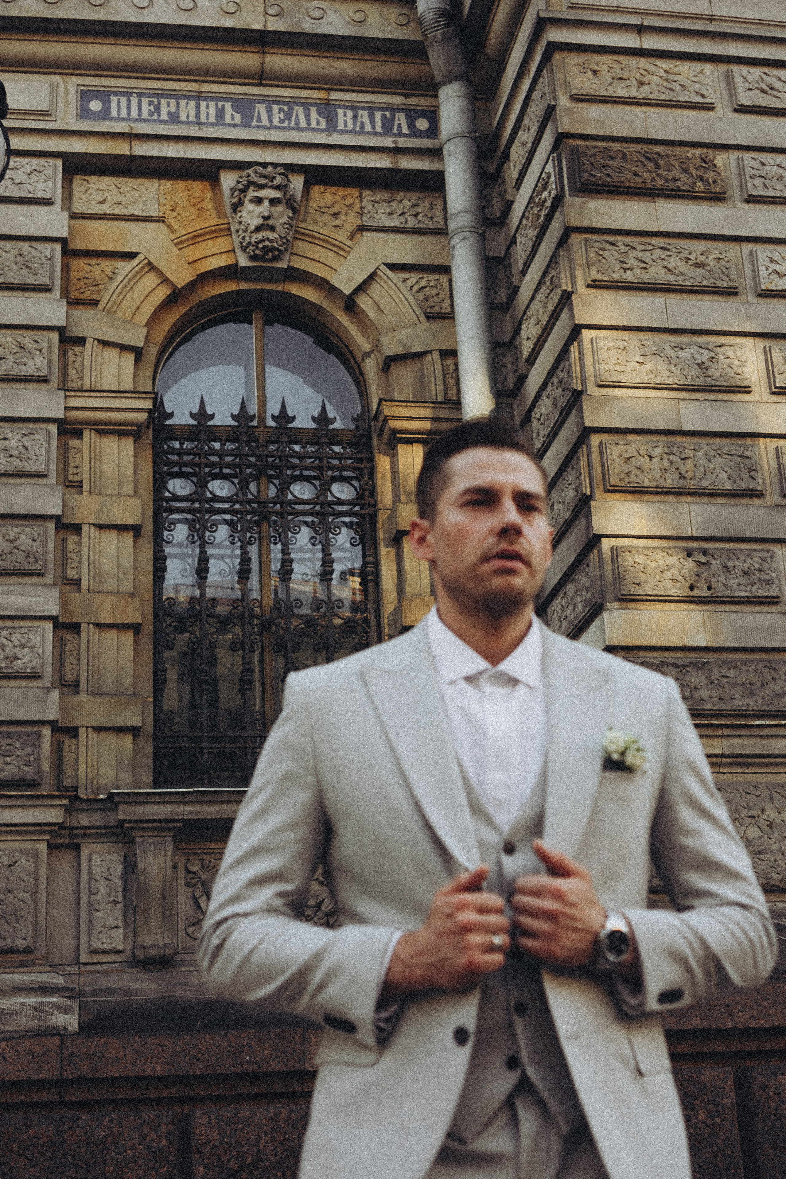 Свадебная сьемка у академии Штиглица. Профессиональный фотограф, Санкт-Петербург — Виктория Богомолова