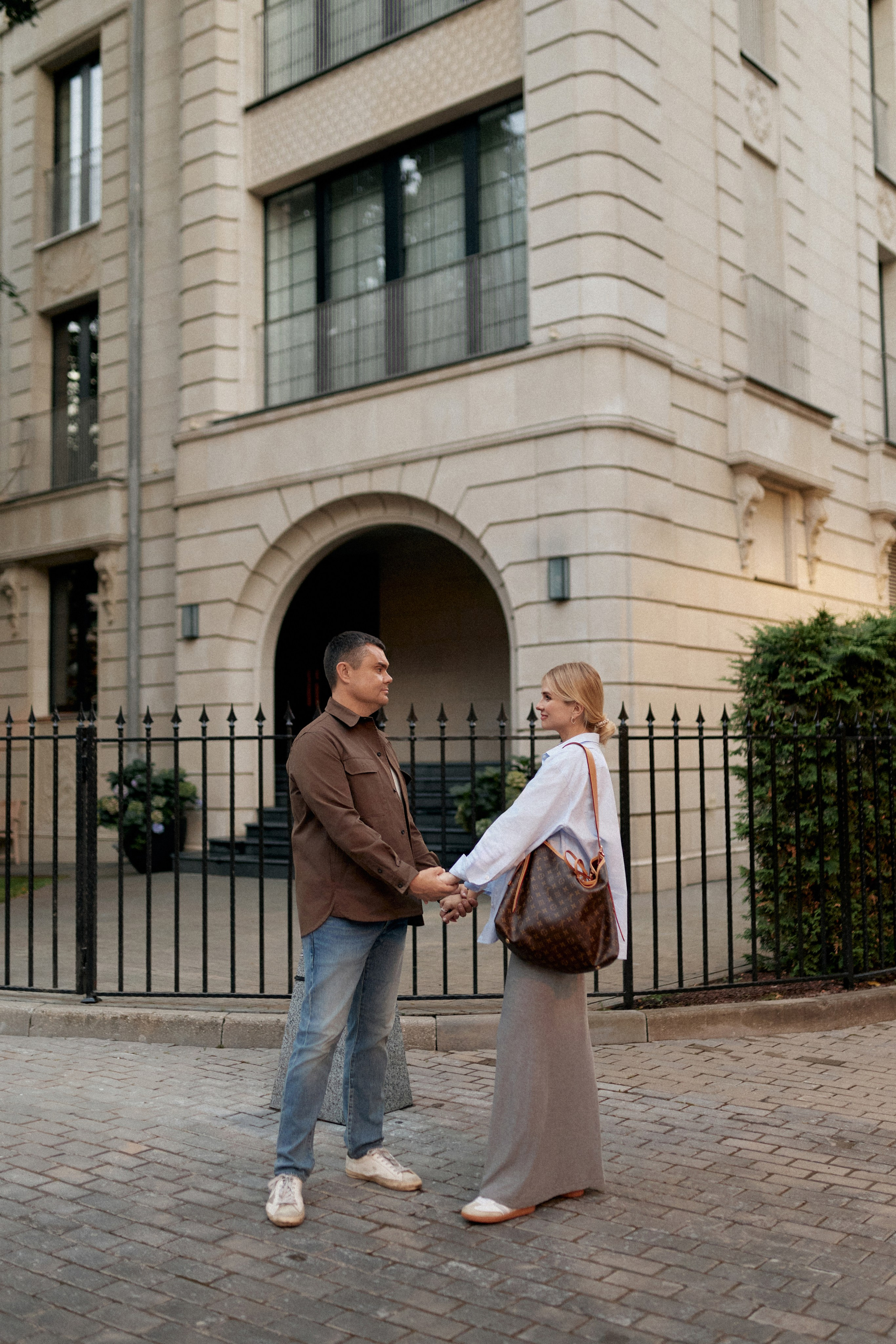 Стильная фотосессия беременности. Сестры Карабаза. Фотографы и ретушеры в Москве и Санкт-Петербурге