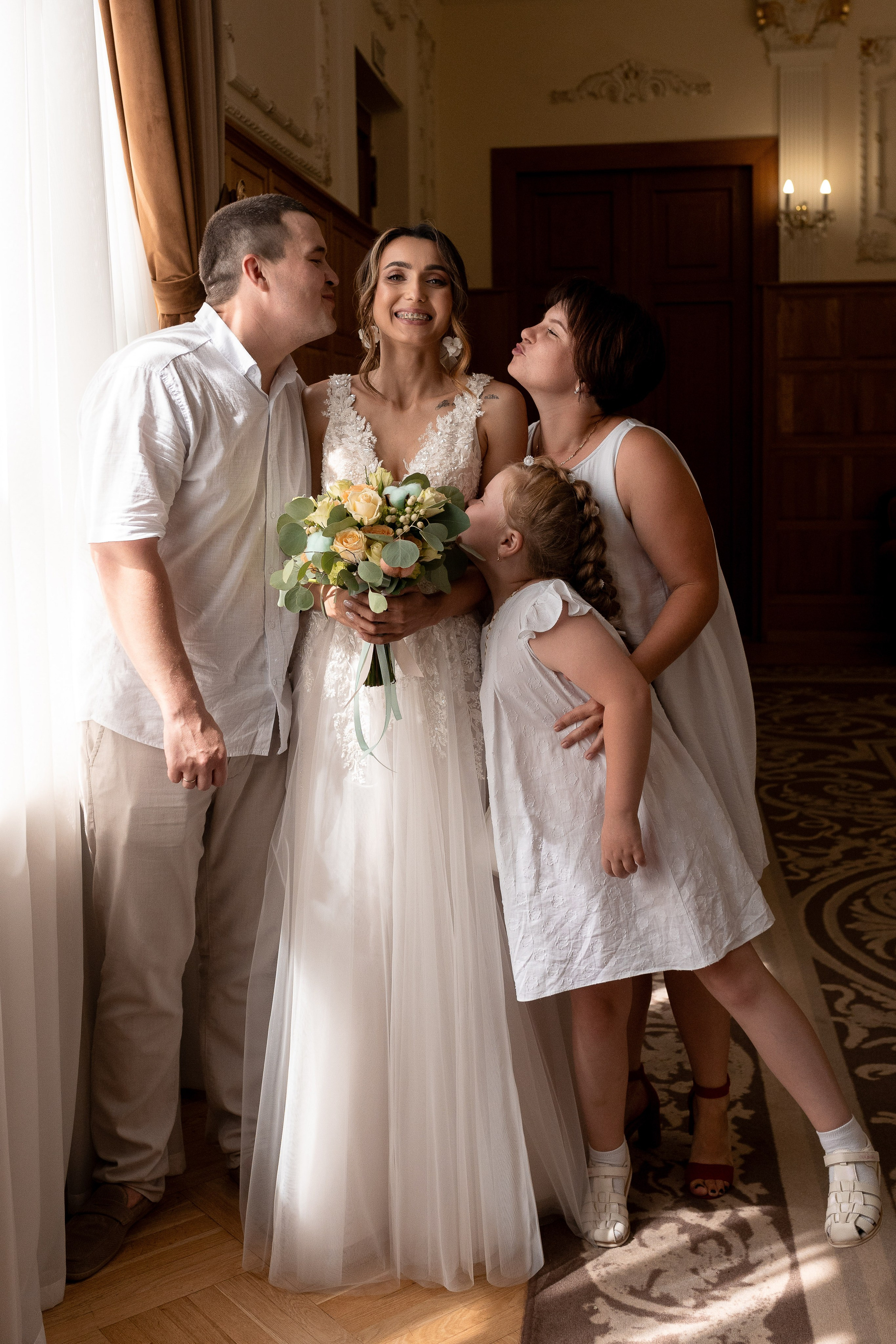 Свадебная фотосессия в Москве. Свадебный фотограф в Москве Анна Полушина