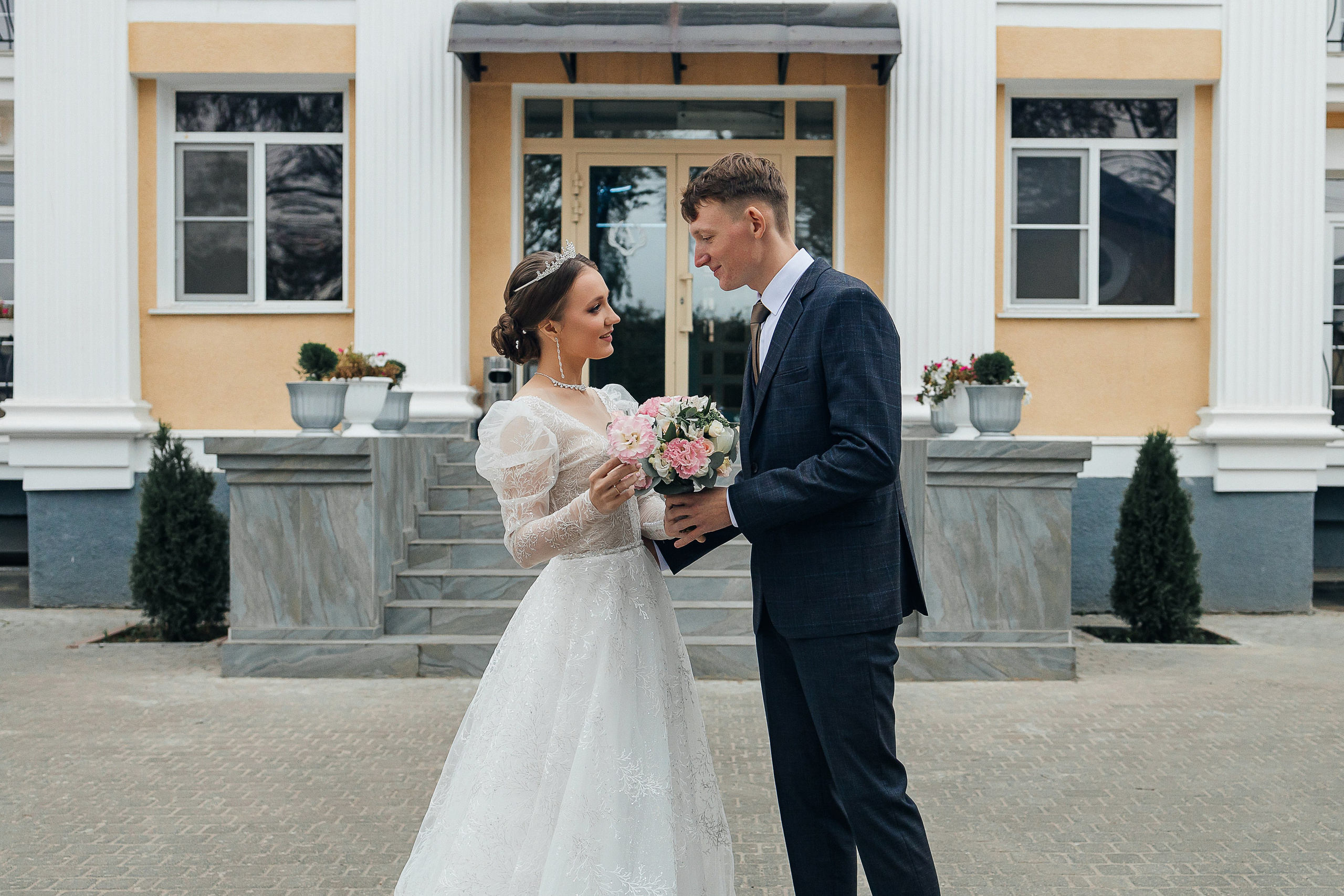 Романтическое утро невесты. Олег Сверчков | Свадебный фотограф Вологда