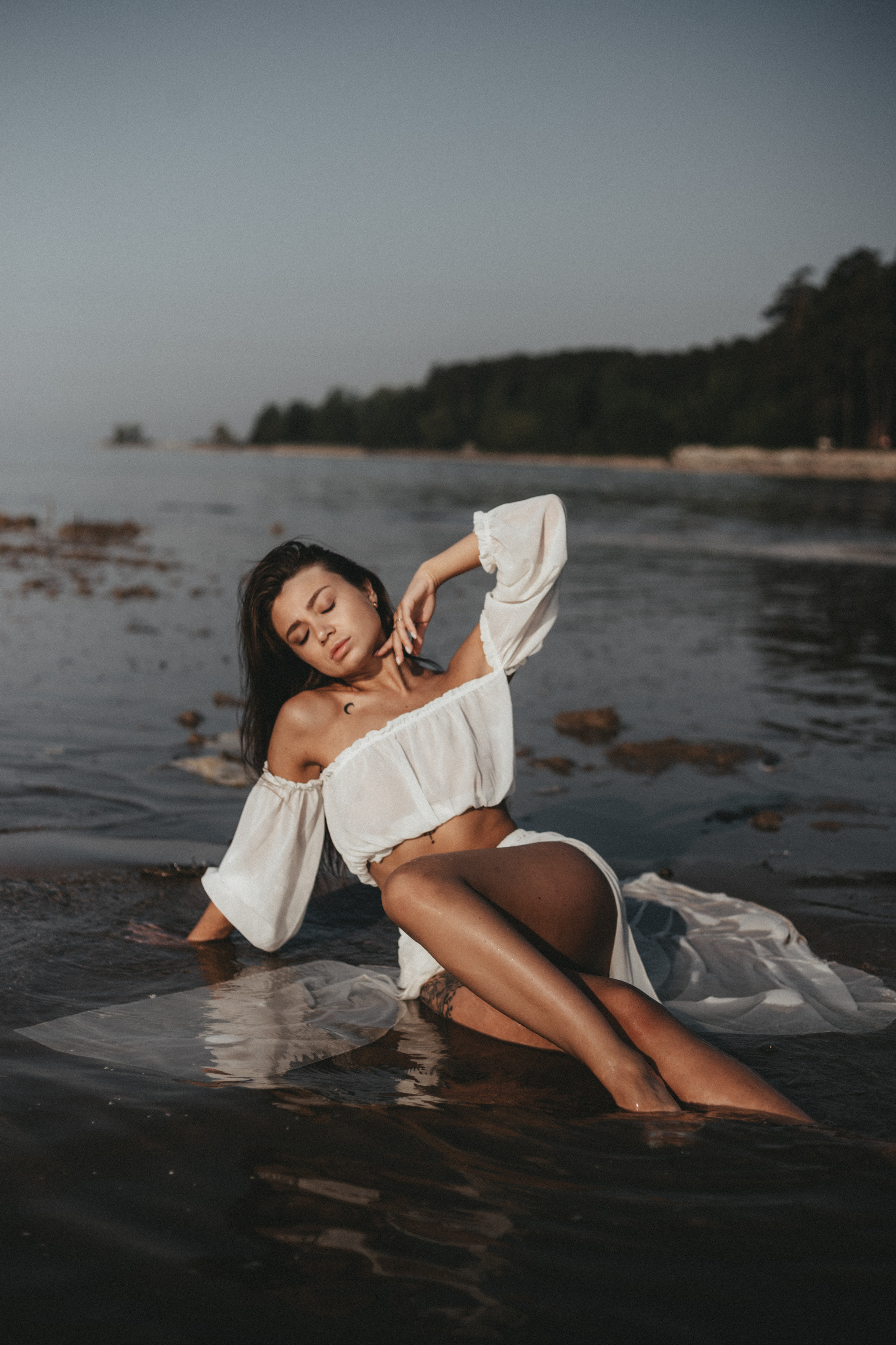 Таня | Откровенная женственная фотосессия на море. Свадебный и портретный фотограф в Новосибирске Любовь Исакова