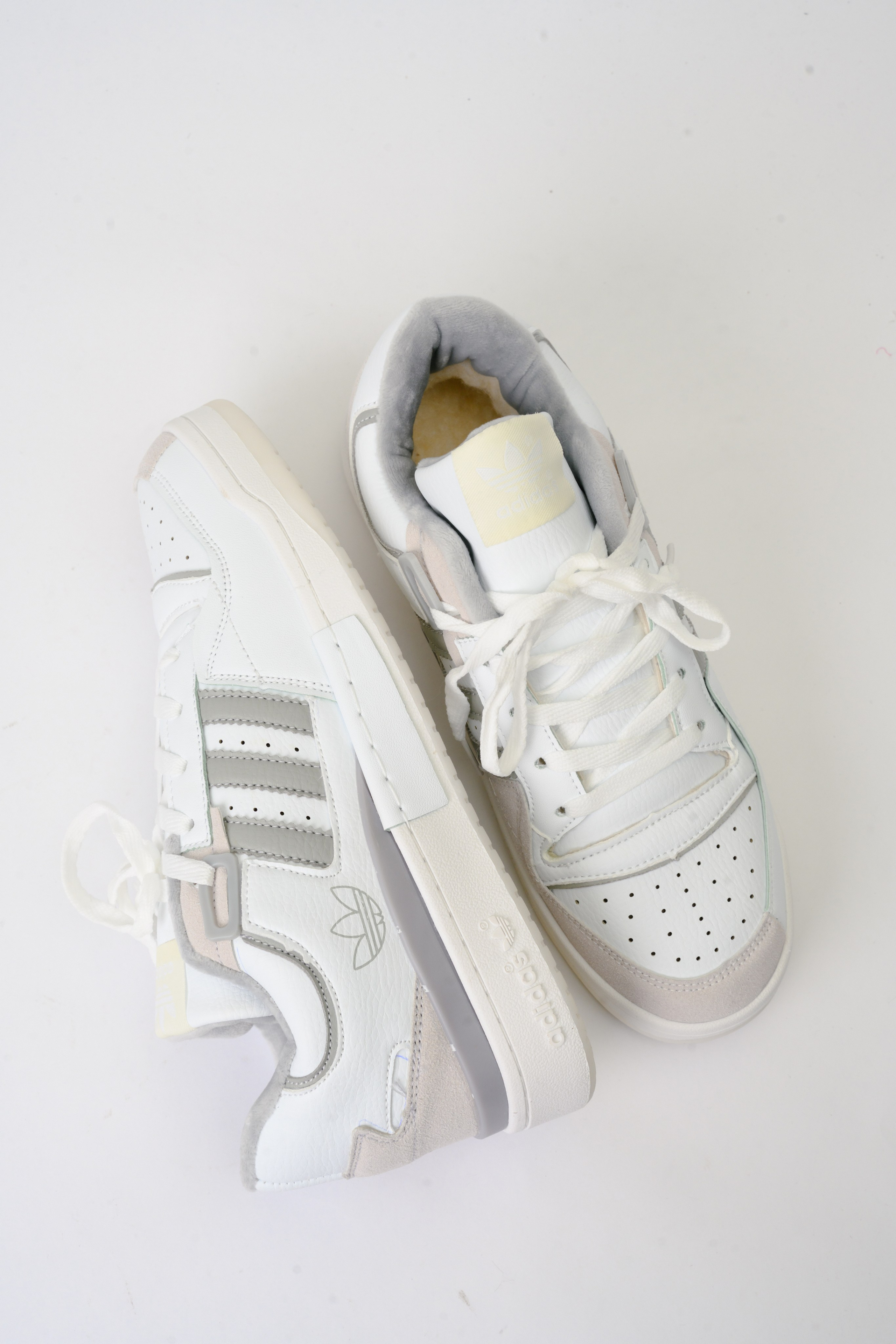 Кроссовки для wb. Фотограф в Красноярске