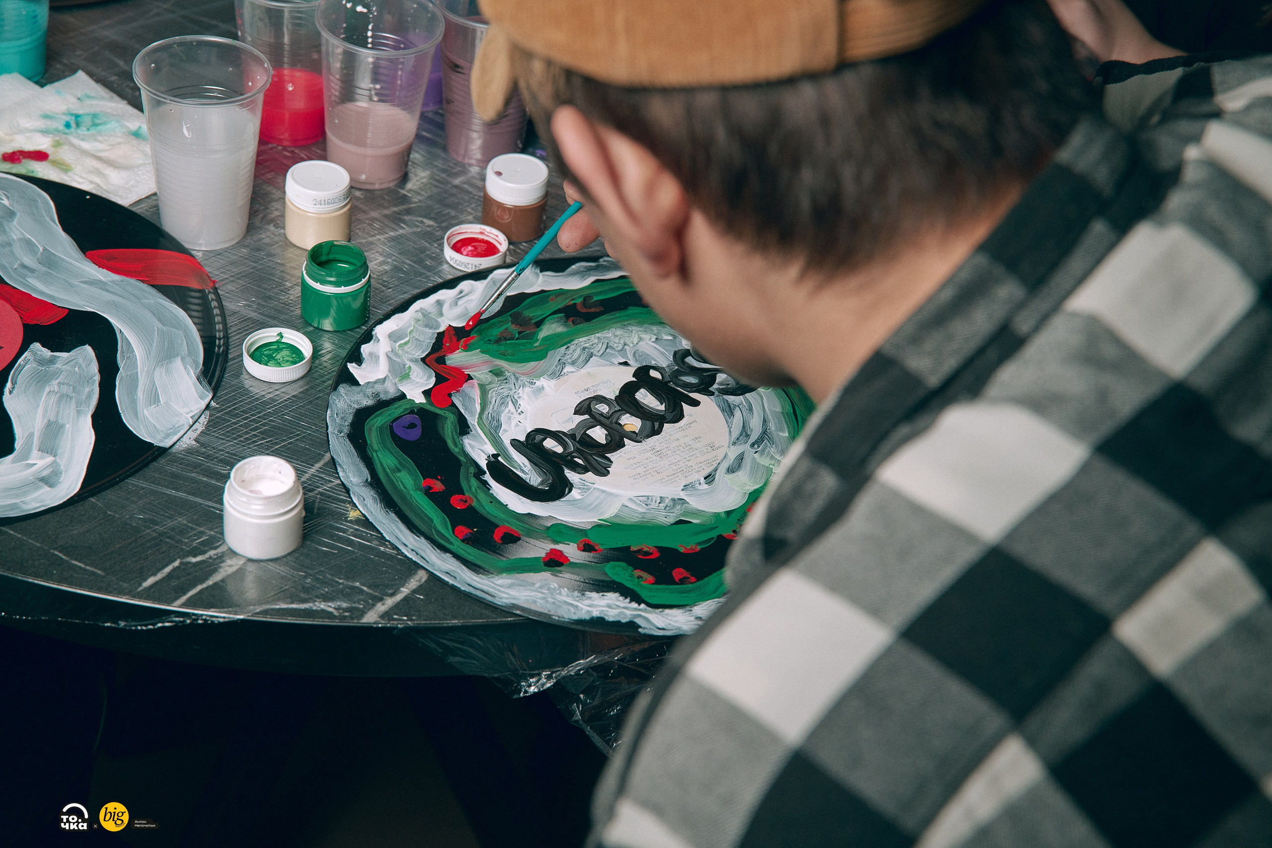 Гараж в Новокузнецке. Антон Непочатых — Большой мужской фотограф