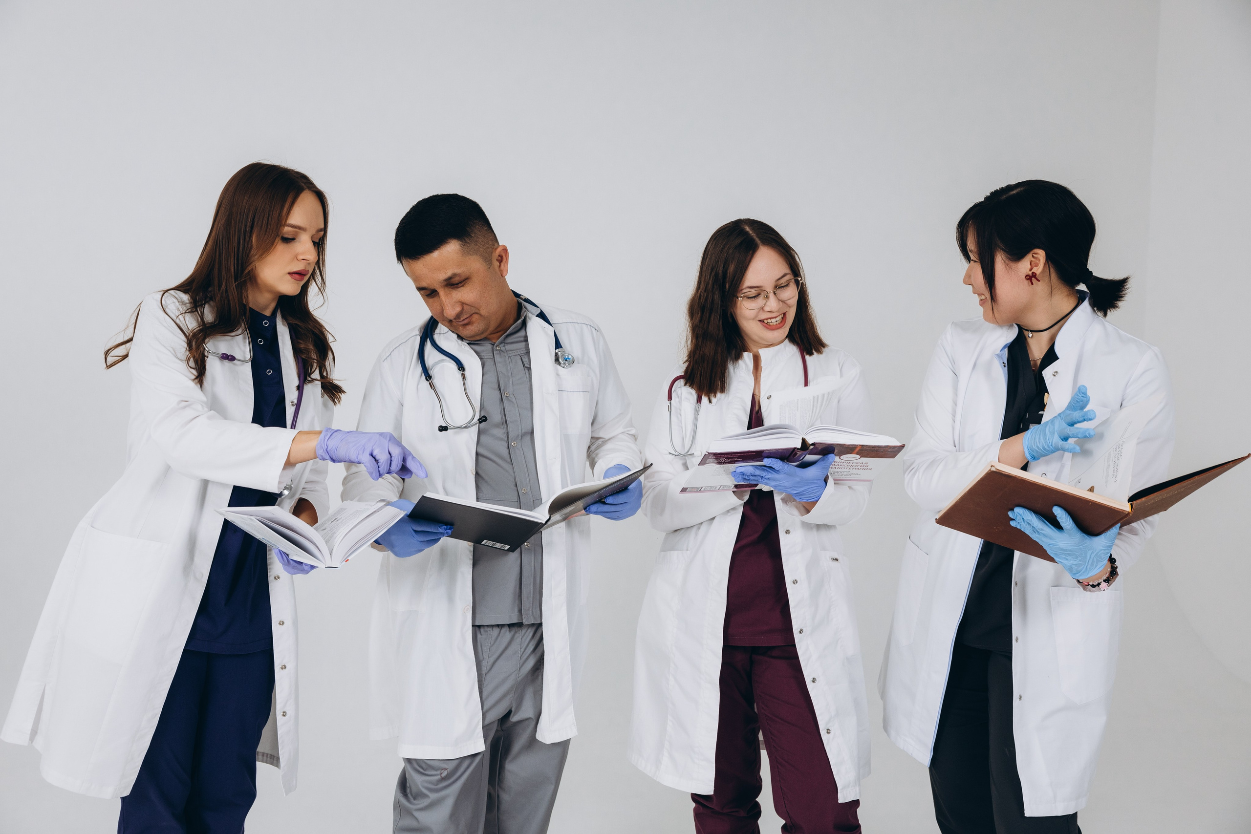 Съёмка для выпускников меда. Свадебный, семейный фотограф в Иркутске Светлана Макаричева