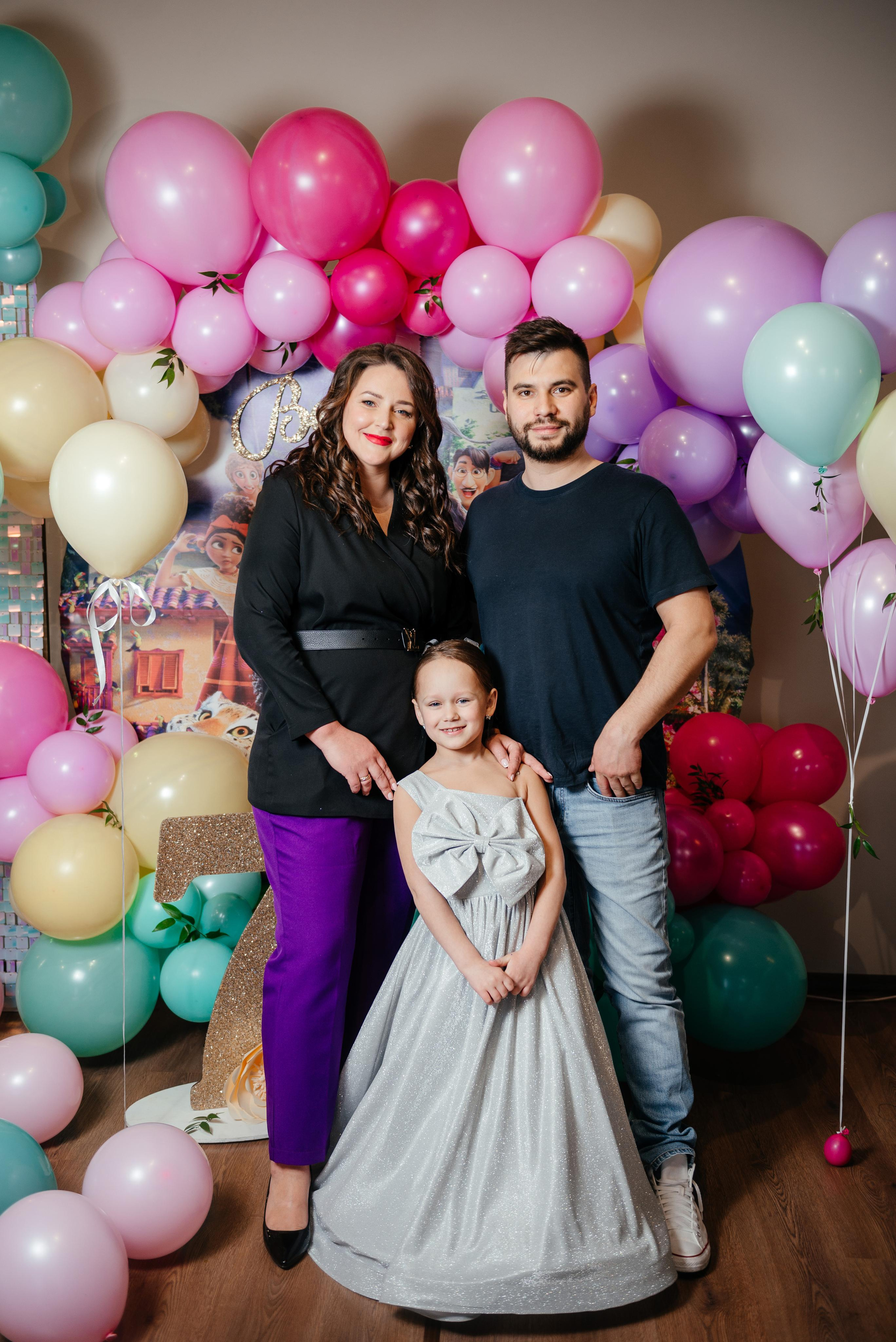 Верочке 7 лет. Репортаж с праздника. Свадебный, семейный фотограф Санкт-Петербург, Колпино, Юлия Хоружая