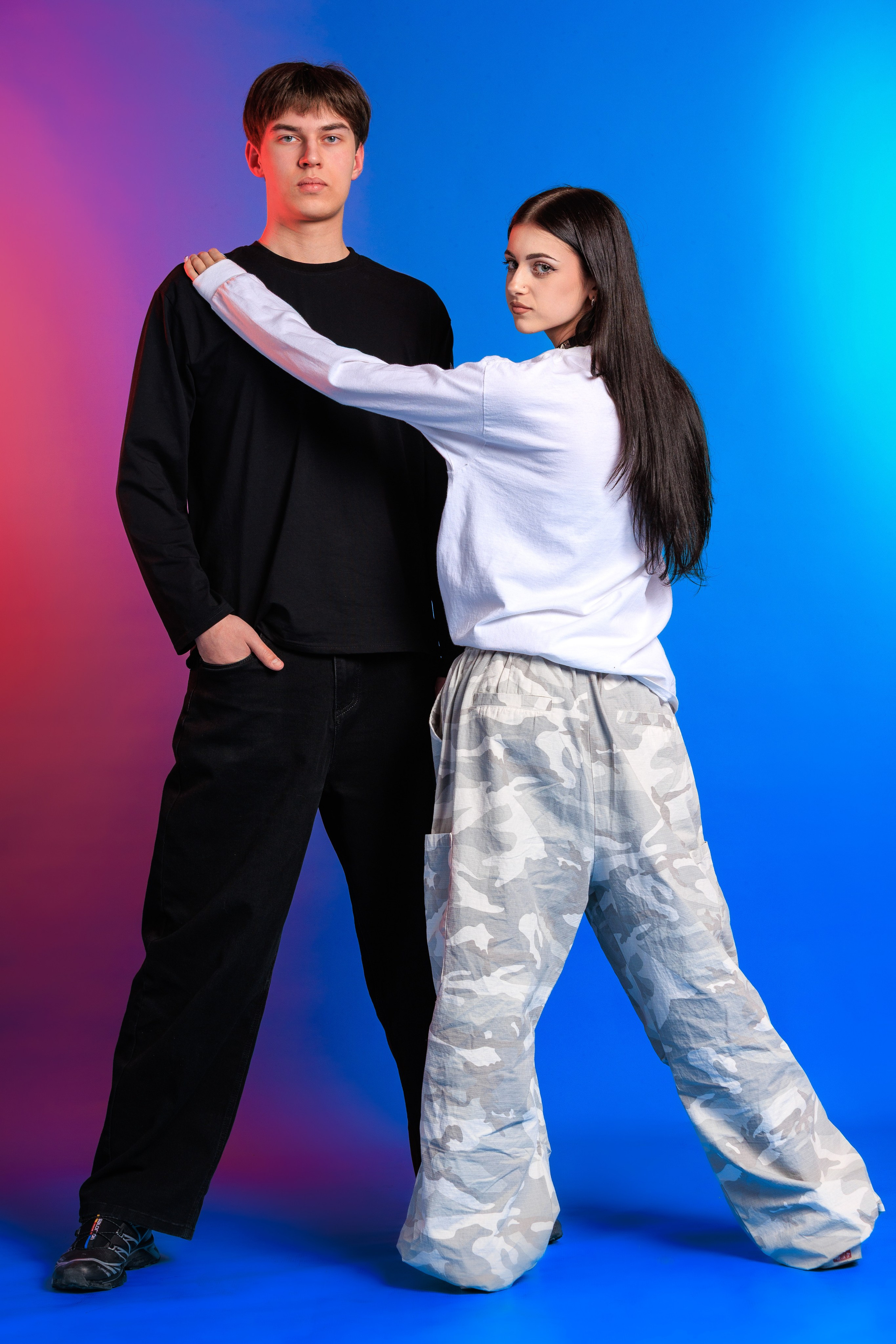 Смотреть фотки в фотостудии. Выпускные альбомы Геленджик, Новороссийск, Краснодар, Туапсе