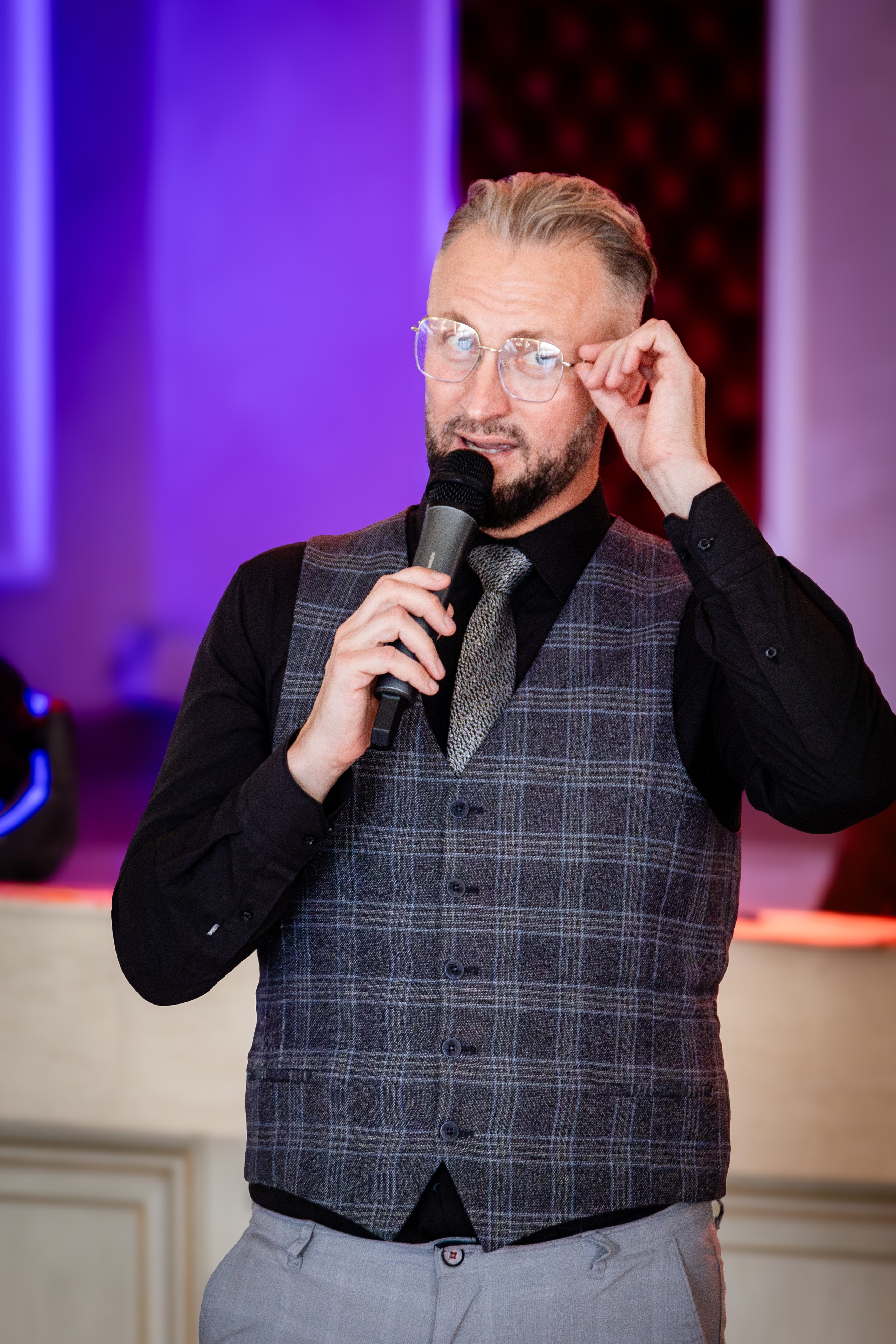 Школьный выпускной. Детский фотограф видеограф в Хабаровске Михаил Орлов