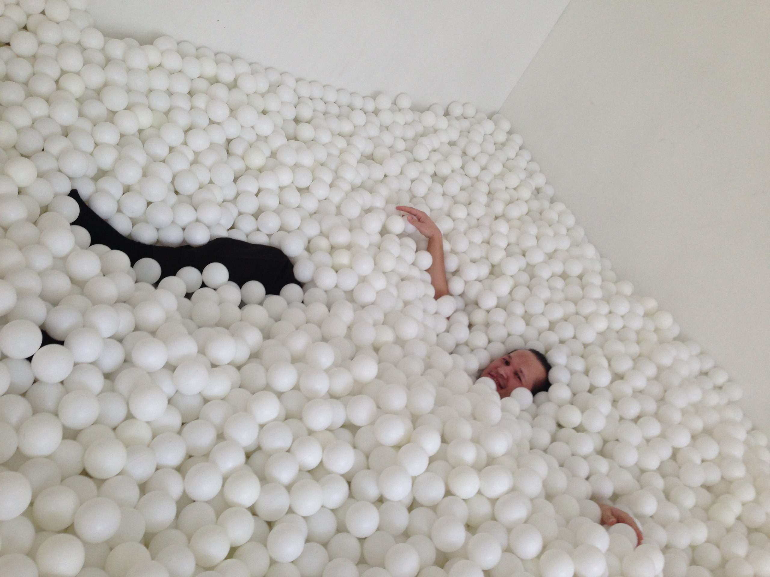 Сухой бассейн H2Ball |12.03.2017. Галерея Фантим