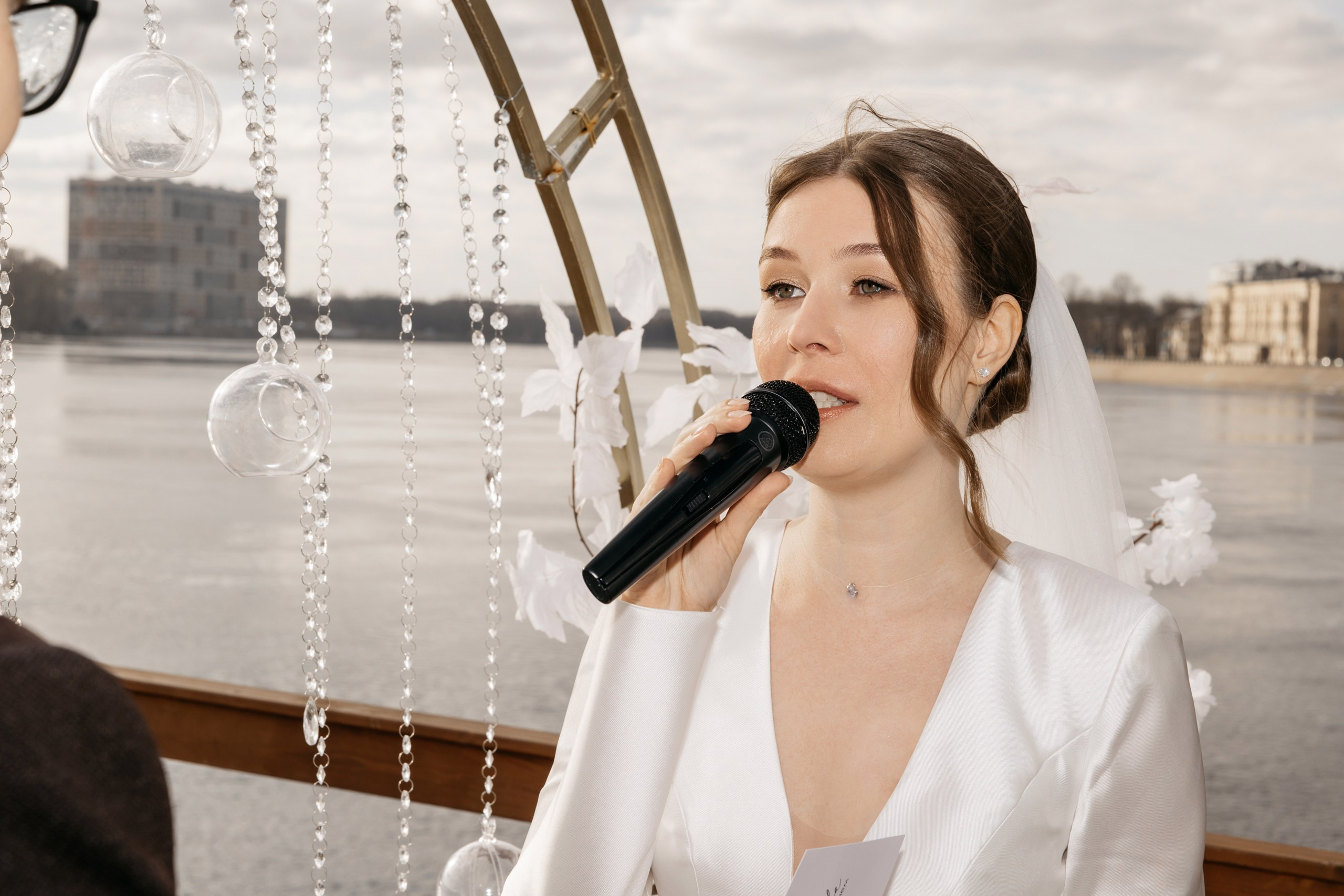 Свадебная фотосессия банкета. Свадебный и Семейный Фотограф в Гатчине и Санкт-Петербурге Виктория