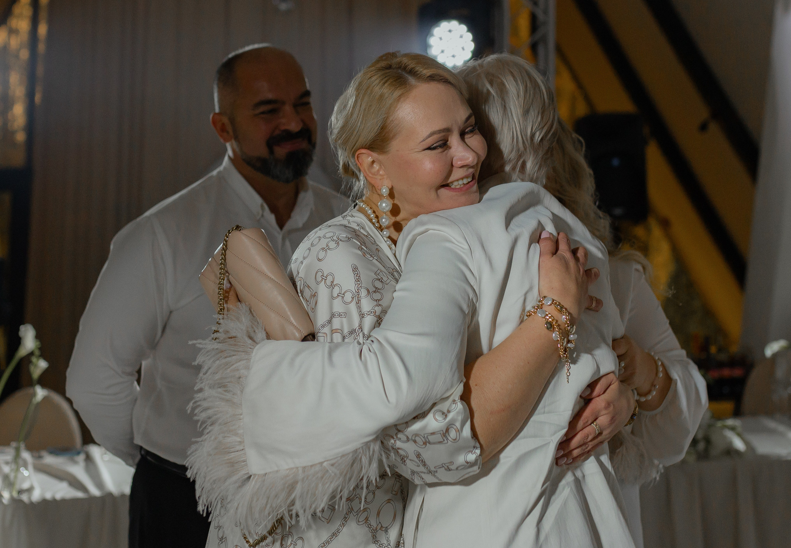 «С днем Рождения, Вика» группа «Корни»