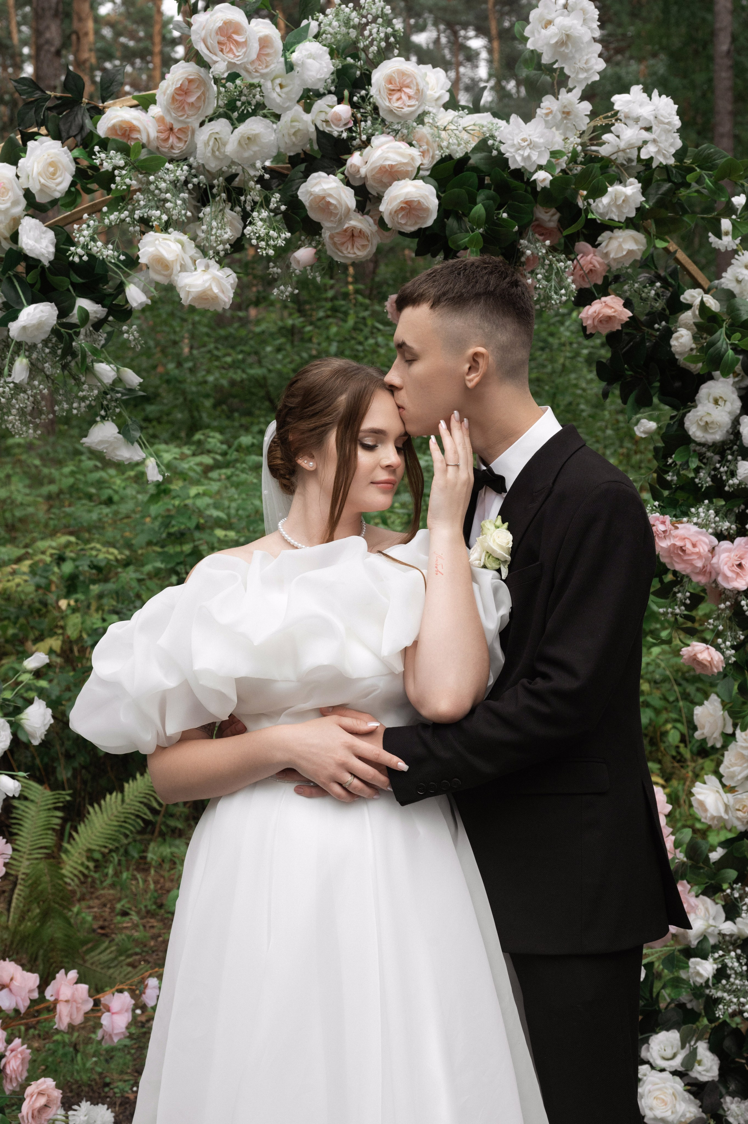 Михаил и Софья 08.08.25. Свадебный фотограф в Новосибирске. Александра Верхушина