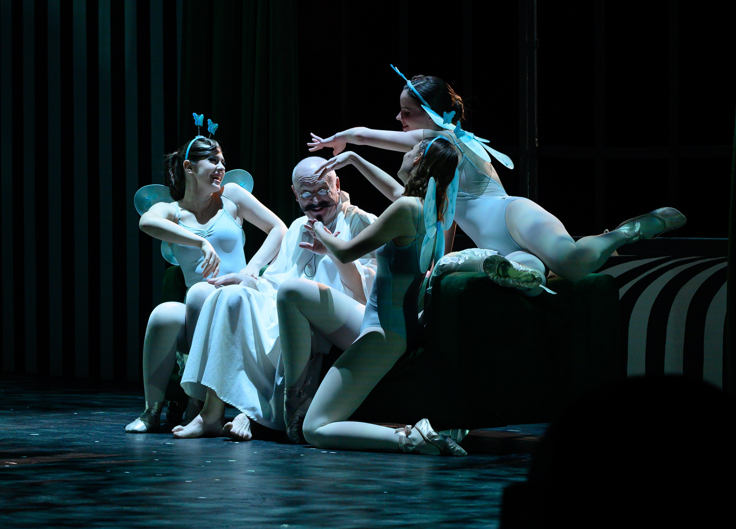 Дядюшкин сон. Фотоуслуги, услуги фотографа, фотографирование важных событий