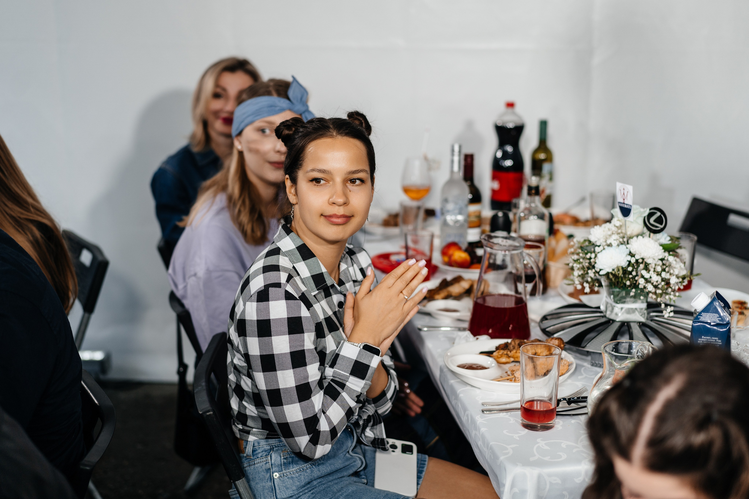 Анна & Евгений проект «Четыре свадьбы» на Пятнице. Свадебный фотограф Барнаул Алексей Павлов