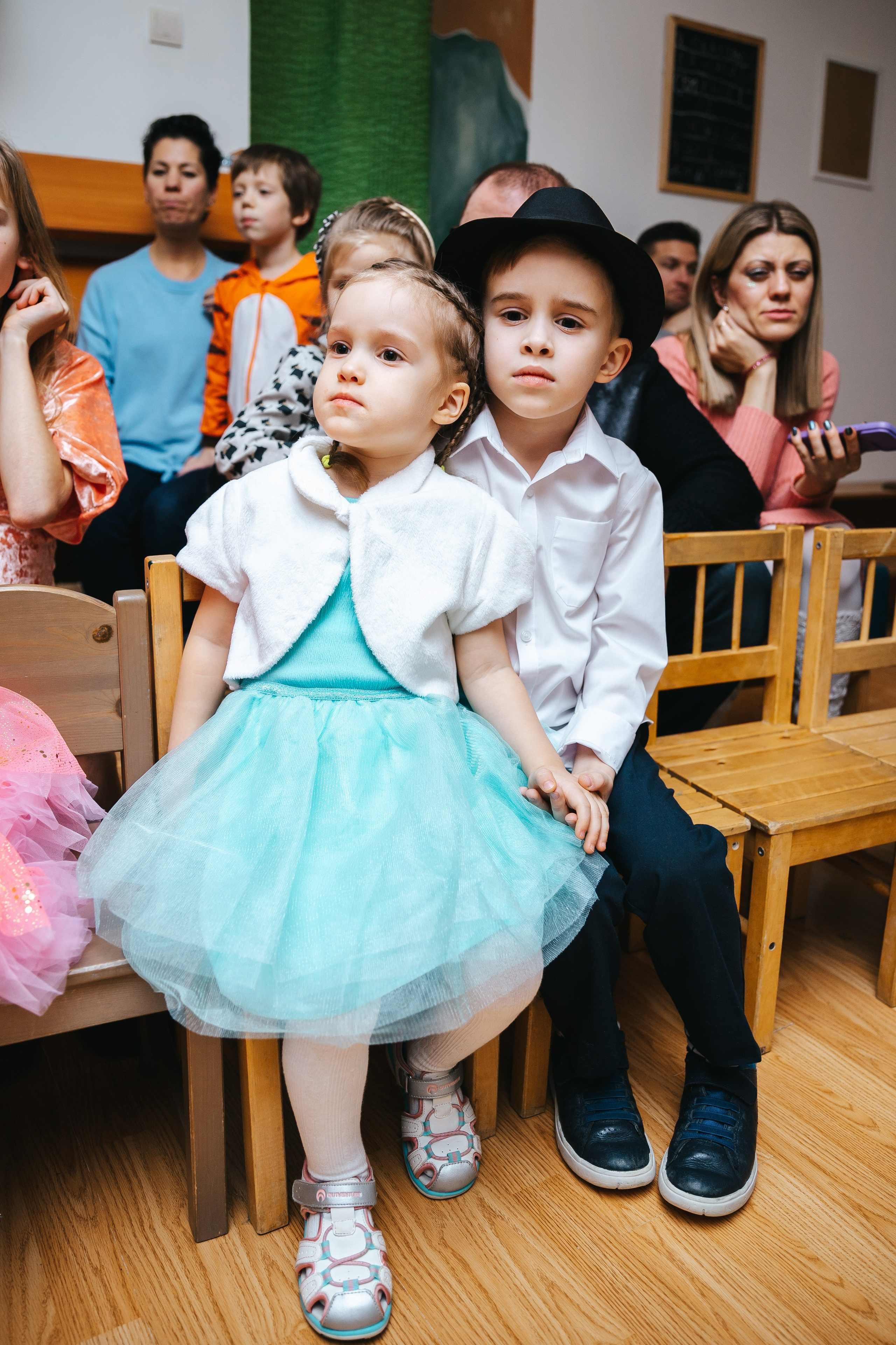 Новогодний утренник в Монтессори-садике. Семейный lifestyle фотограф в Санкт-Петербурге Людмила Пахомова