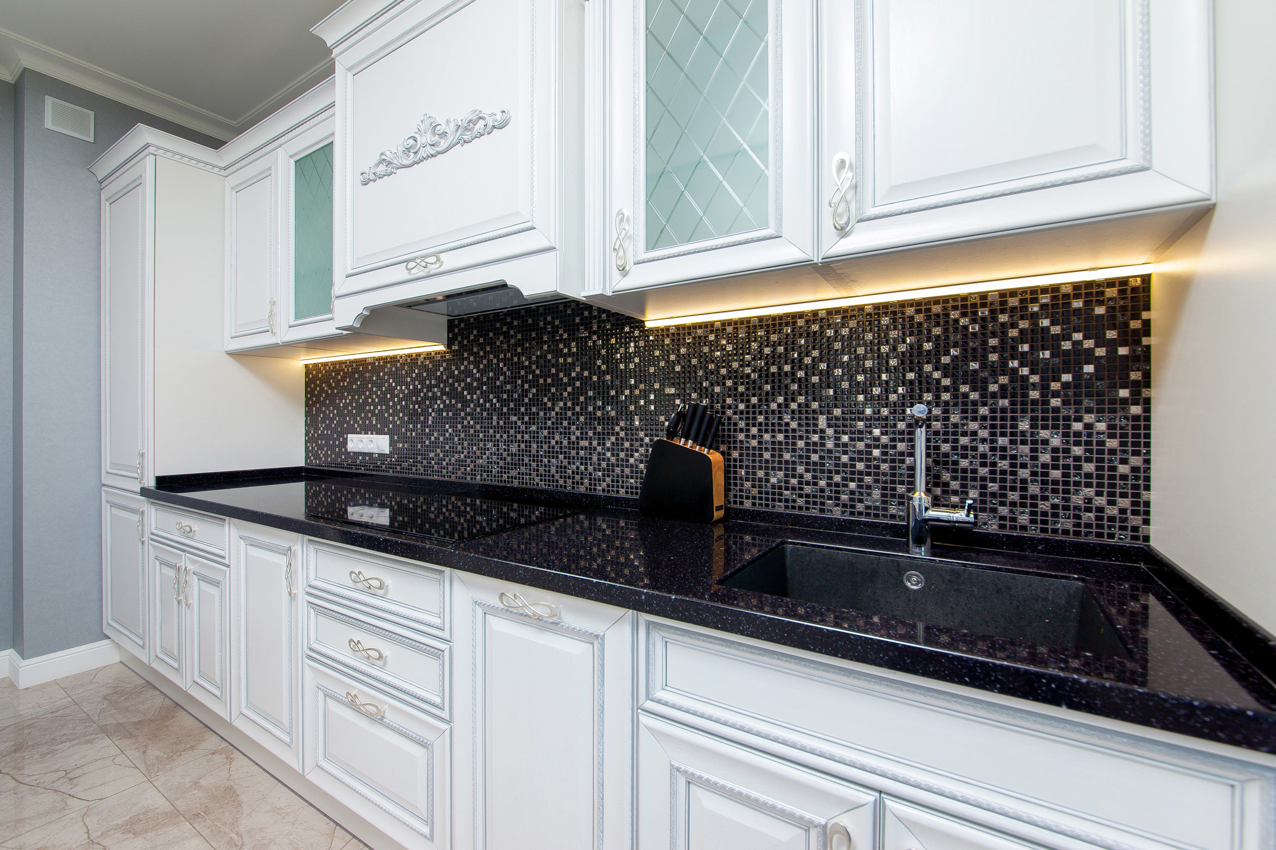 Кухня в Геленджике. Интерьерный фотограф Краснодар: профессионально по доступным ценам