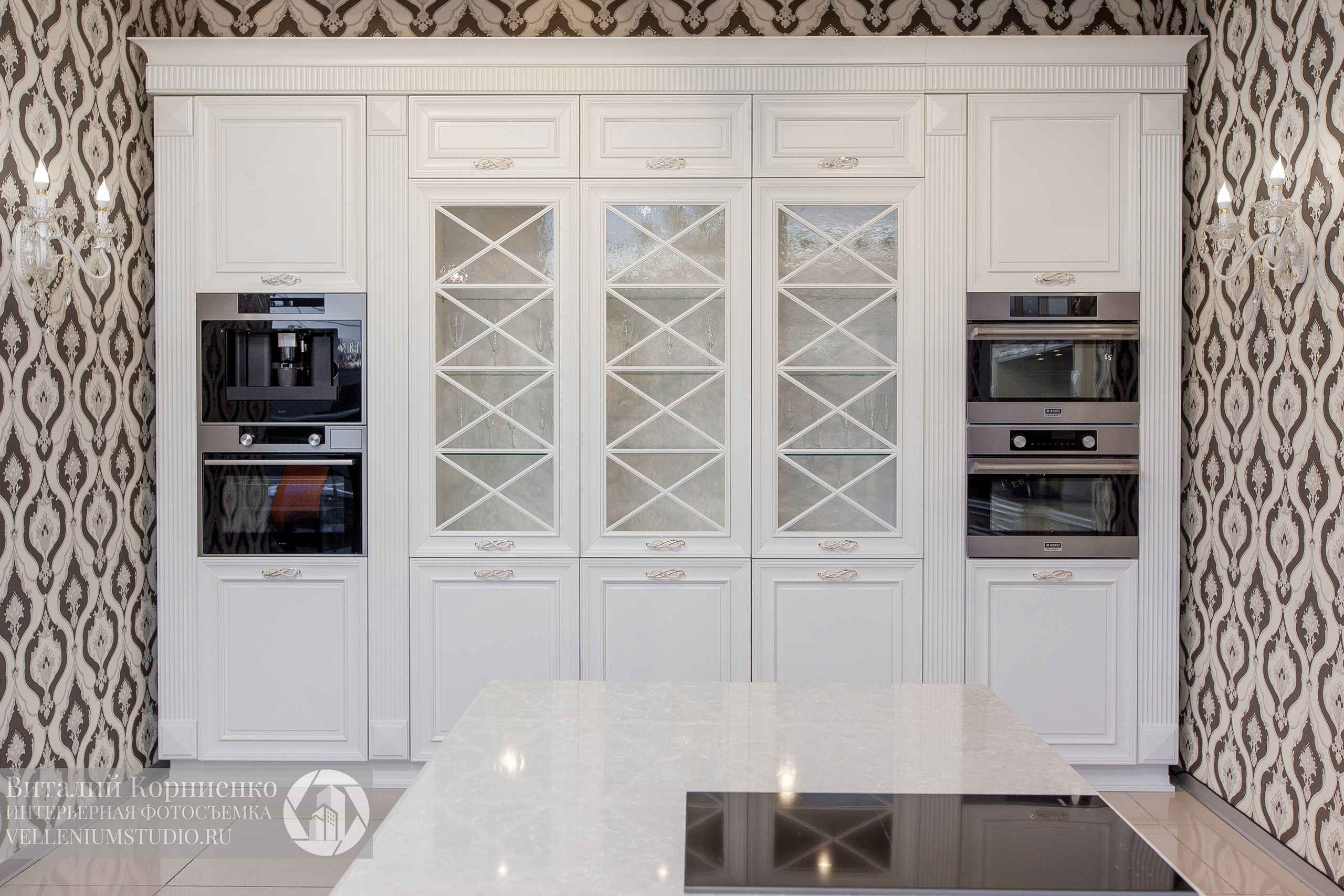 Кухня в салоне мебели. Интерьерный фотограф Краснодар: профессионально по доступным ценам