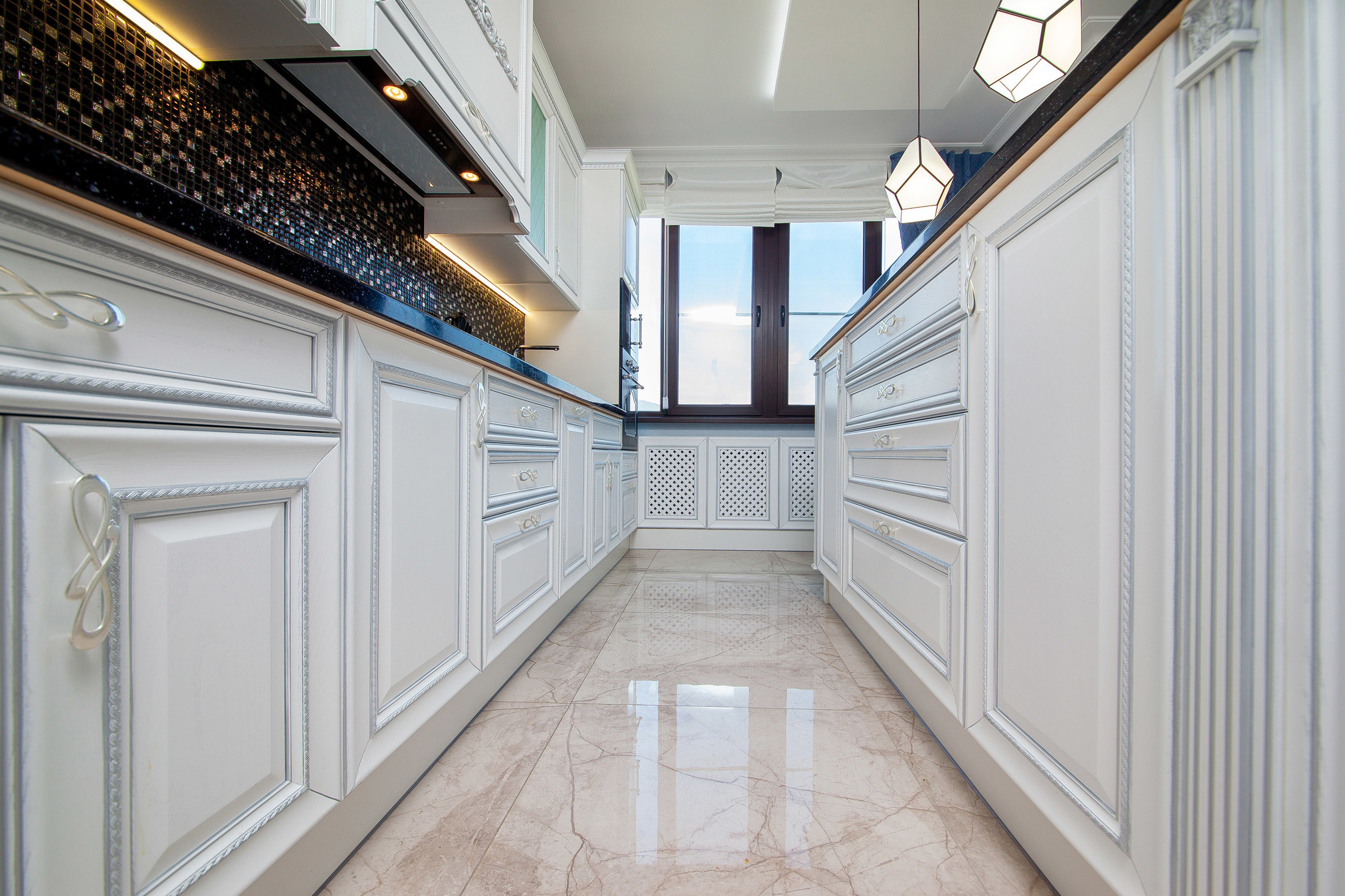 Кухня в Геленджике. Интерьерный фотограф Краснодар: профессионально по доступным ценам