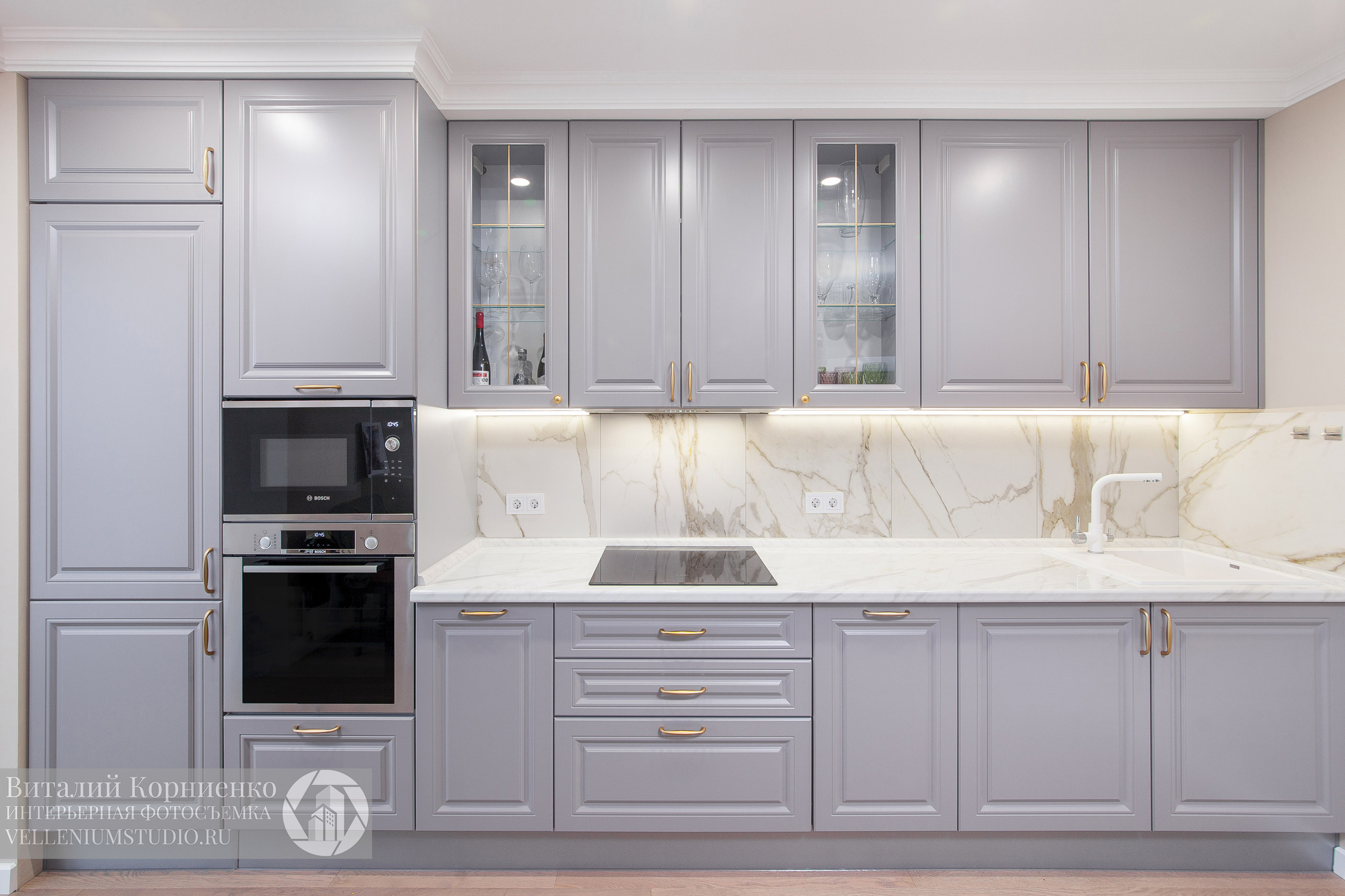 Кухня серая. Интерьерный фотограф Краснодар: профессионально по доступным ценам