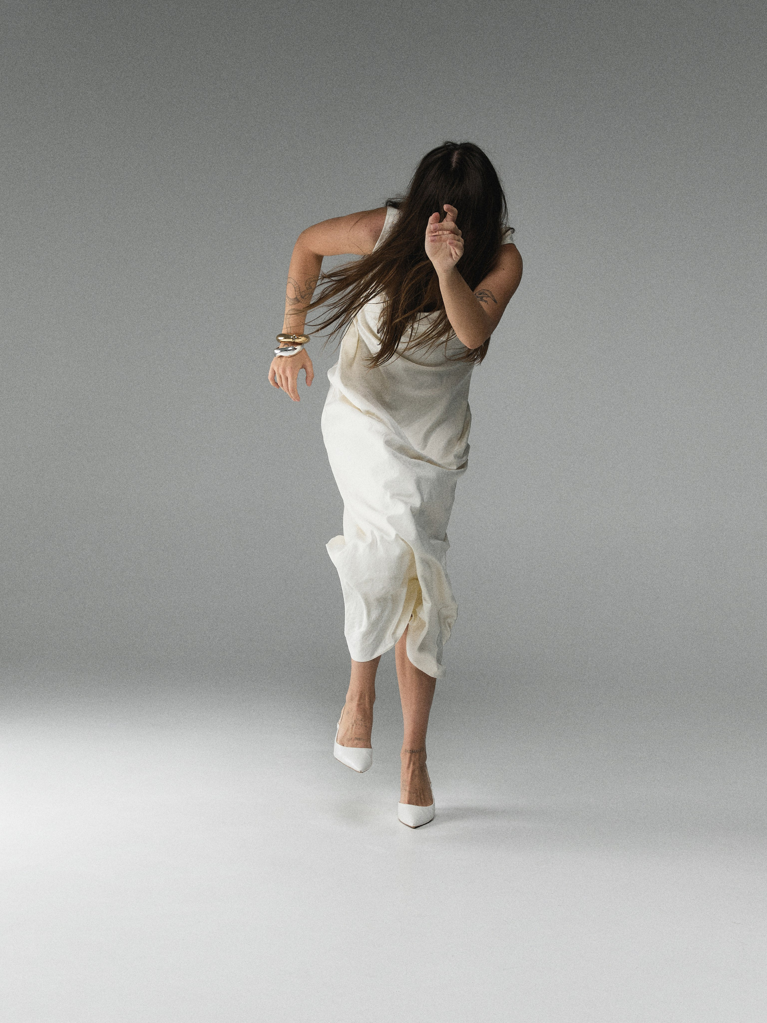 57 Atelier. Фотограф в Москве и Сургуте Алла Лесовая. Снимаю каталог для брендов и индивидуальные портреты для людей