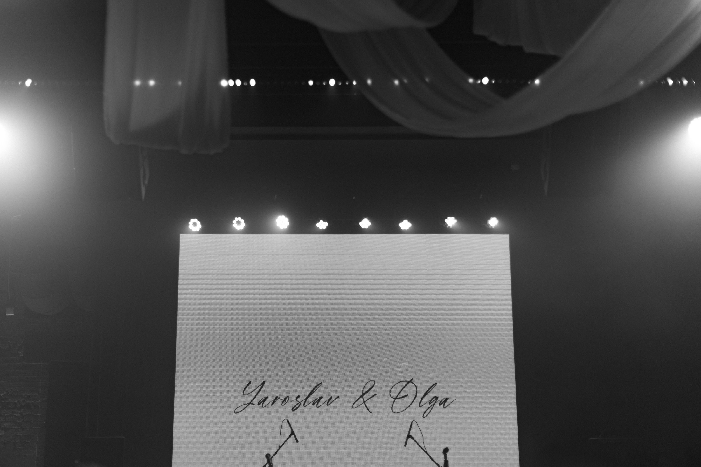 Собираемся на свадьбу вместе с фотосессией для двоих на утренние сборы. Свадебный, репортажный и портретный фотограф Сочи, Краснодар. Александра Зайцева