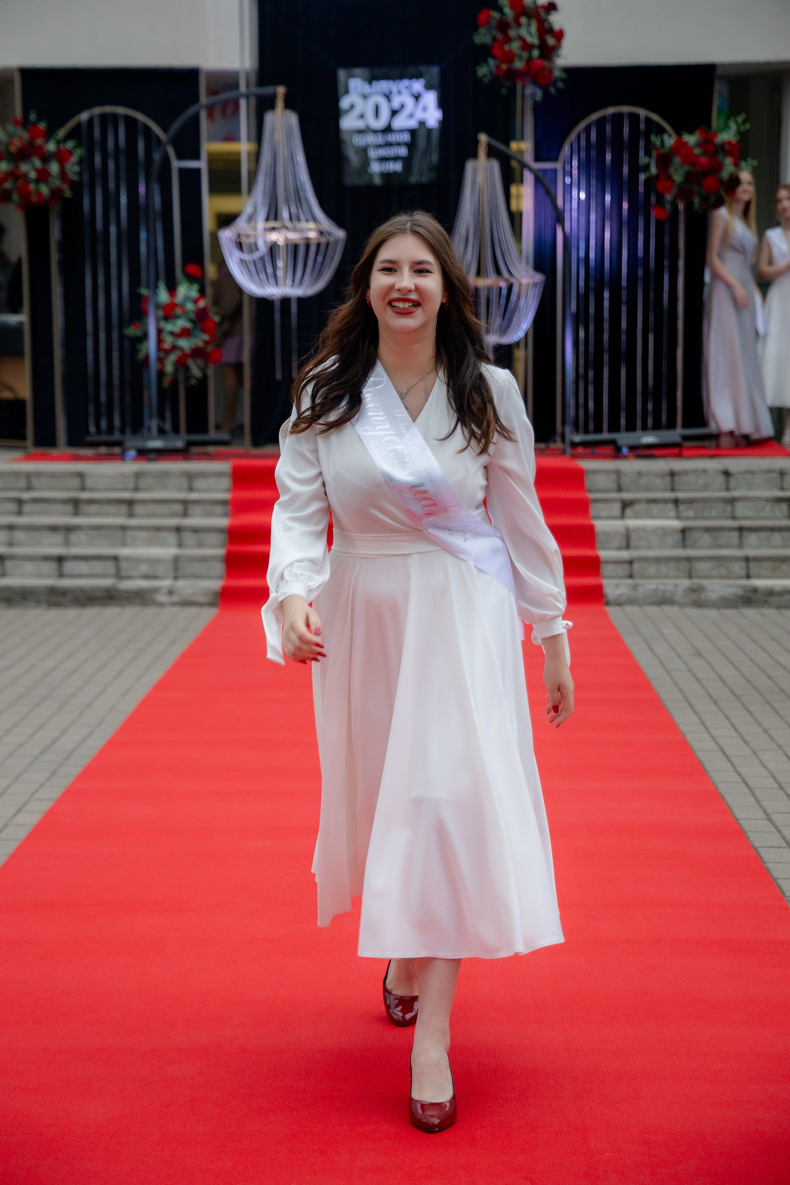 Школьный выпускной 2024 год в Соколе (Минск). Свадебный фотограф в Минске/Беларуси Сергей Спиридонов