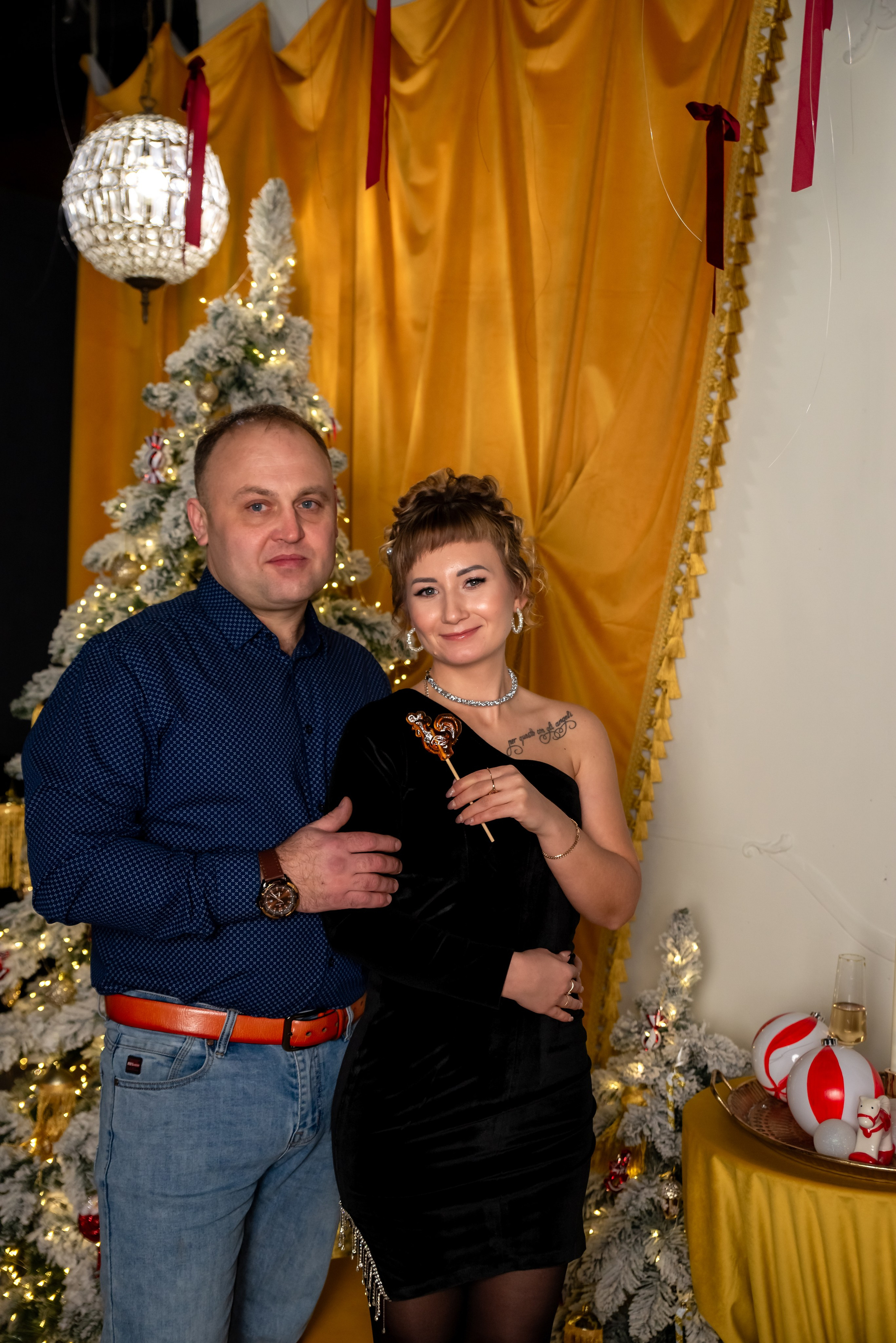 Новогодняя студийная. Фотограф Крещение Венчание Москва