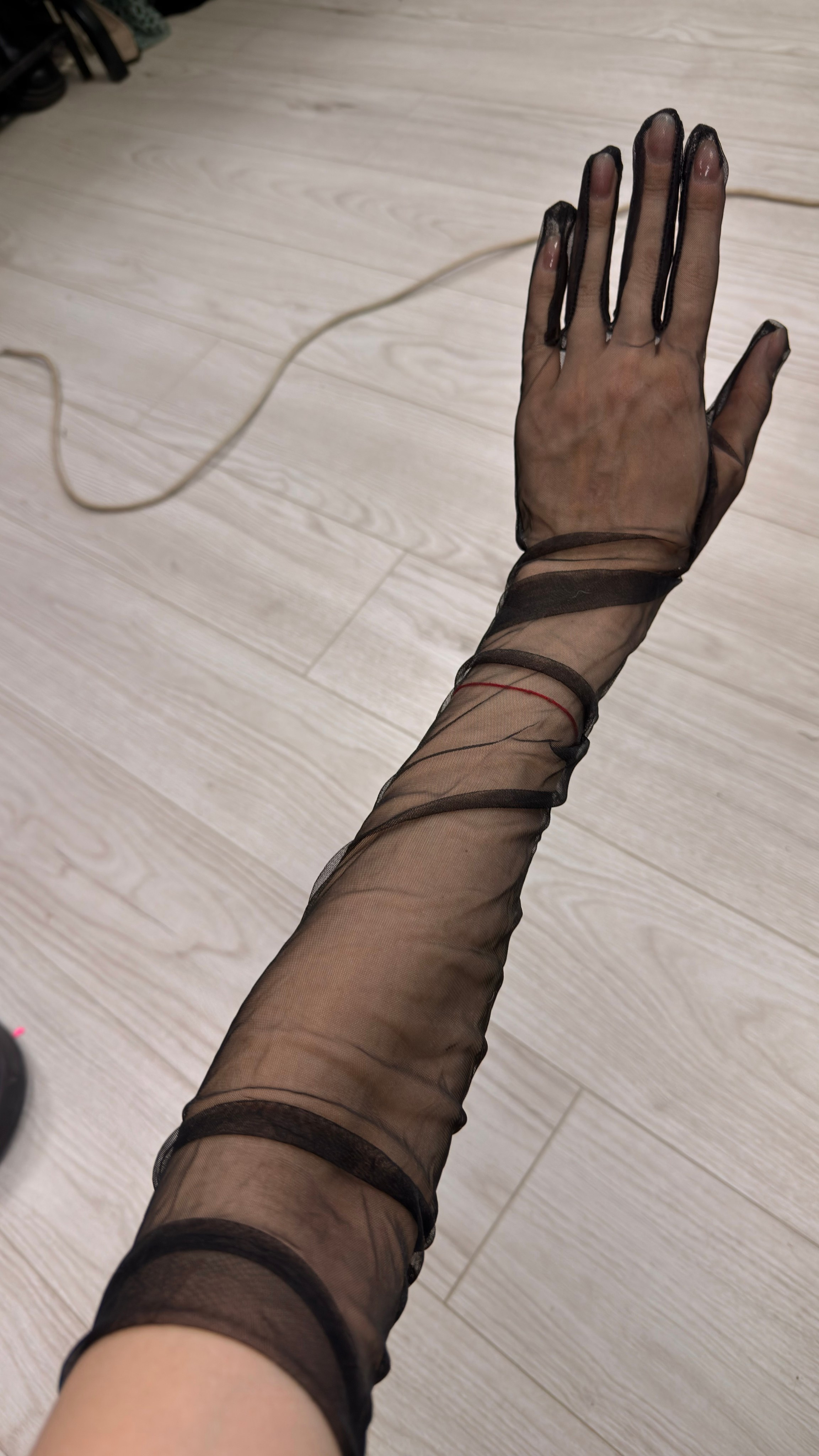 Перчатки в аренду. Аренда костюмов, платьев и реквизита для фотосессий на Камчатке