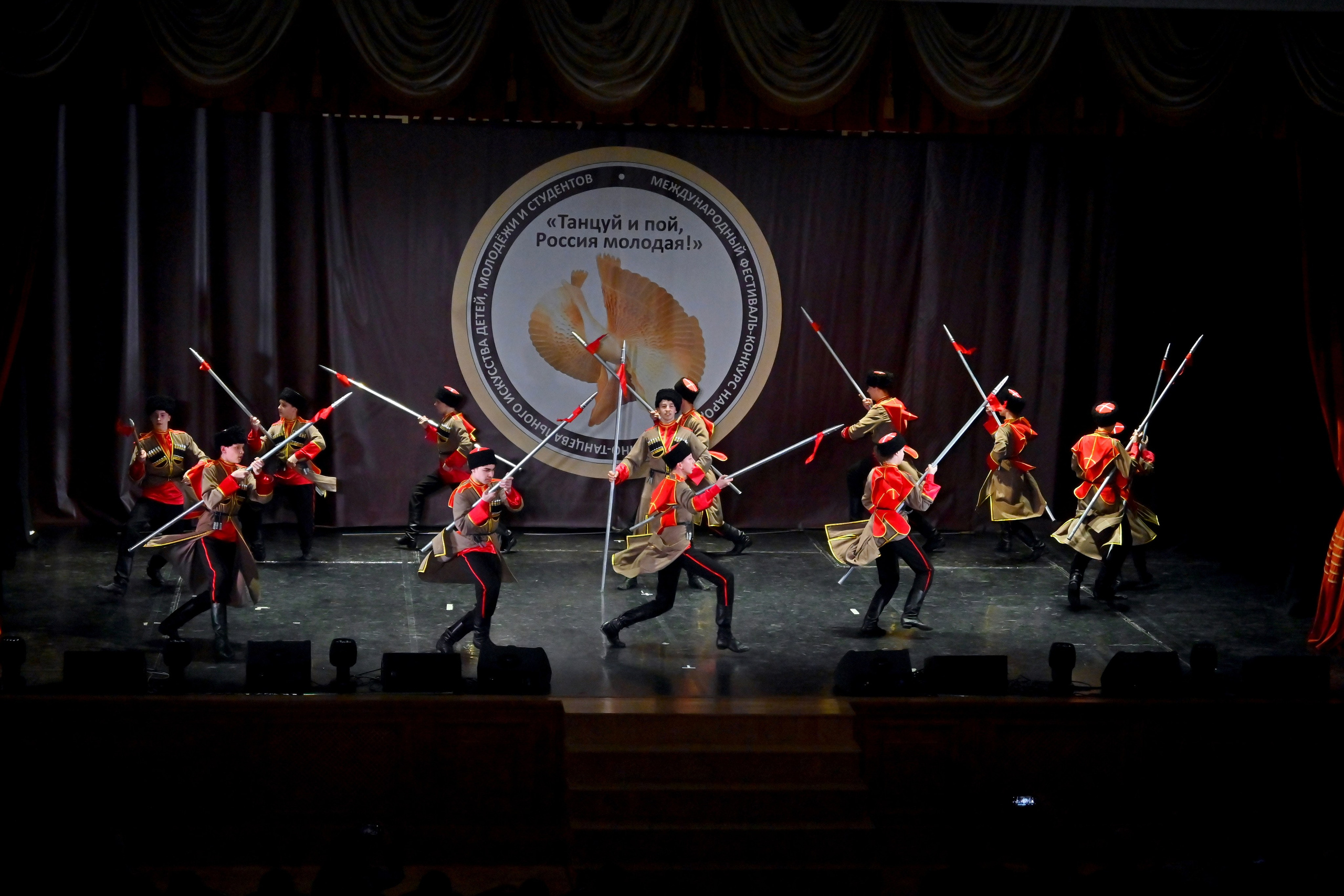 Гала-концерт. Танцуй и пой, Россия Молодая! 22.04.2024. Профессиональный фотограф в Москве Алёна Котова