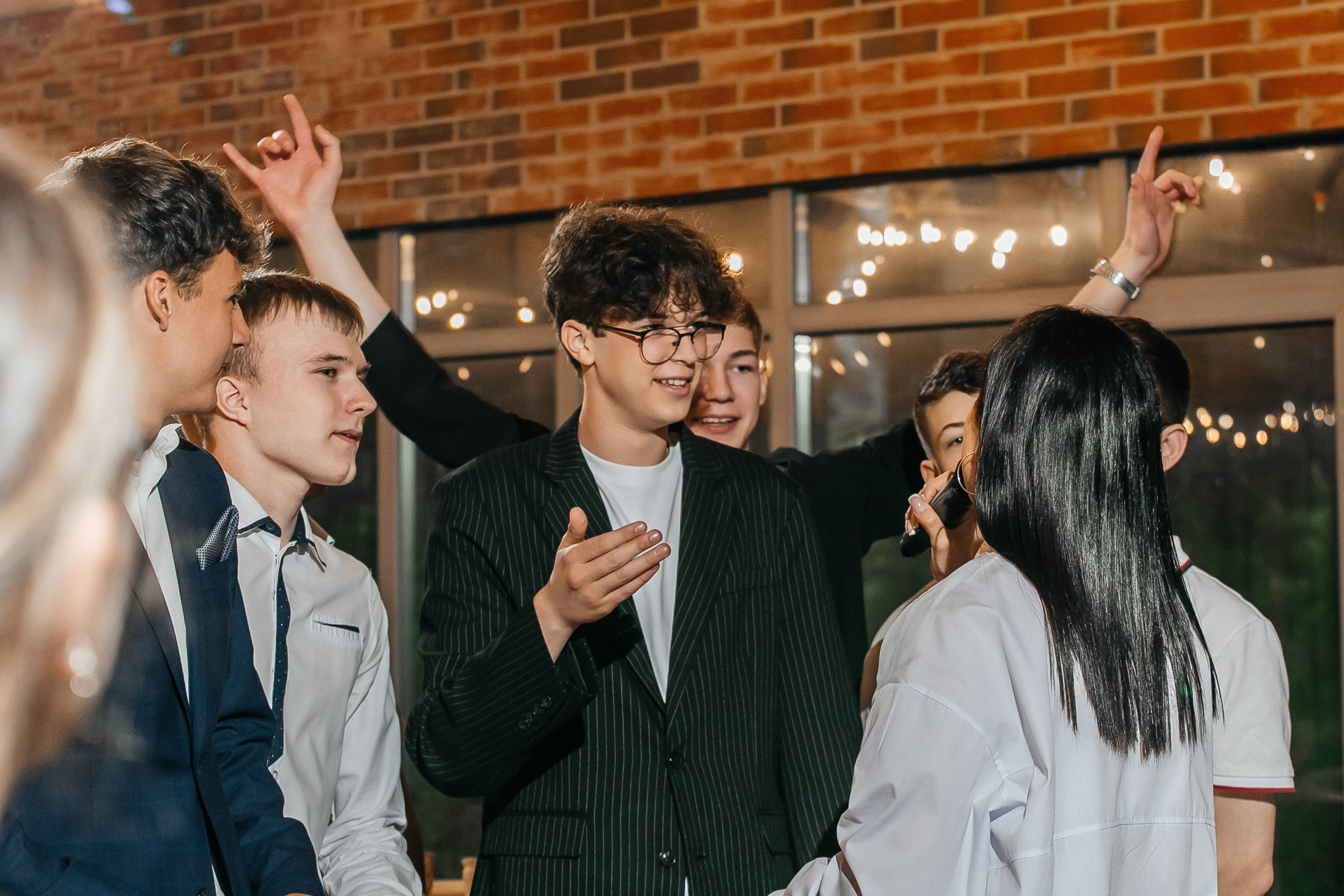 Выпускной 9 класс. Фотограф в Санкт-Петербурге Виктория Безверхая