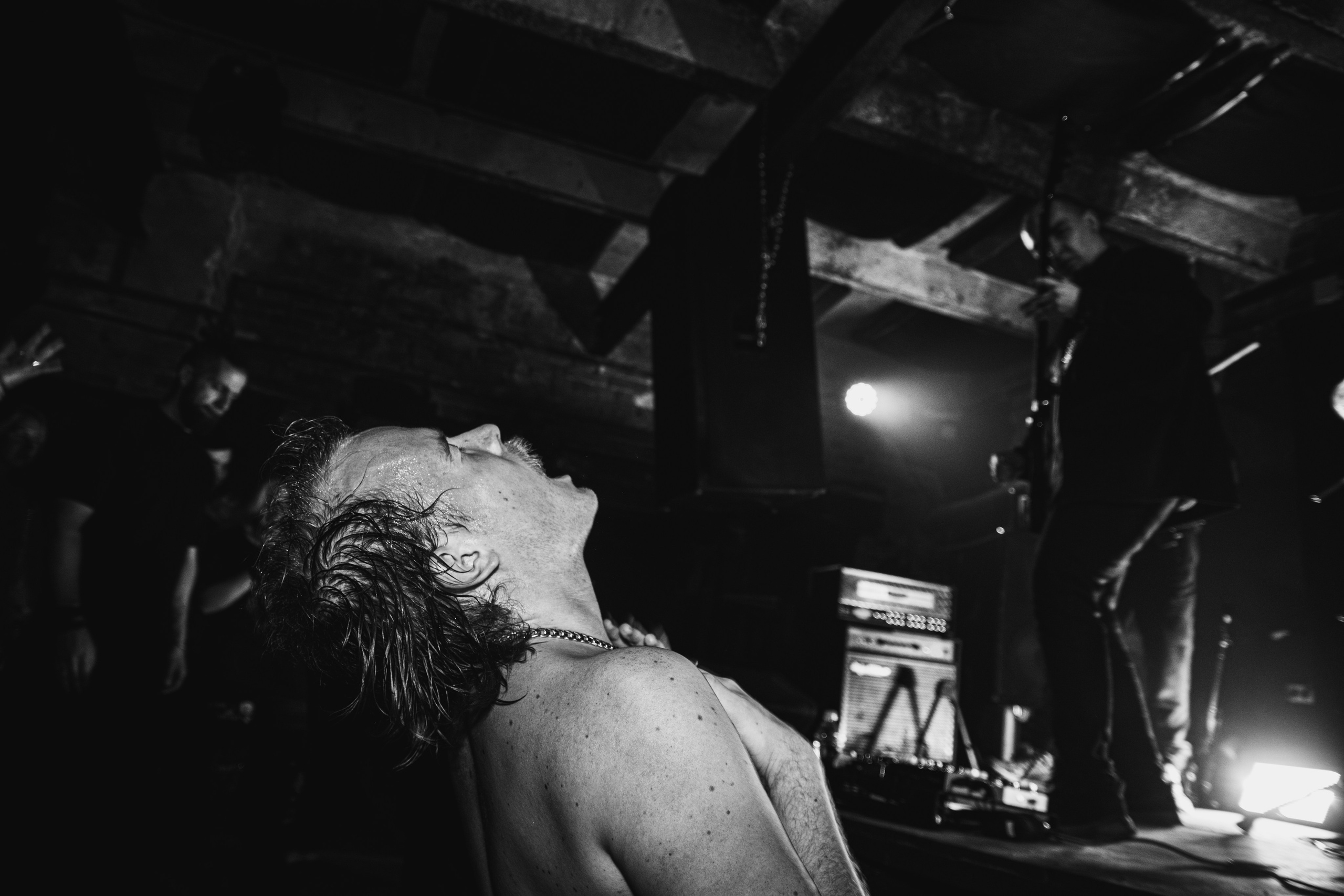 Laugar & Шумы Штормовых Широт & Пожары На Дальнем Севере 11.10.2025. Репортажный фотограф в Москве Legiodot