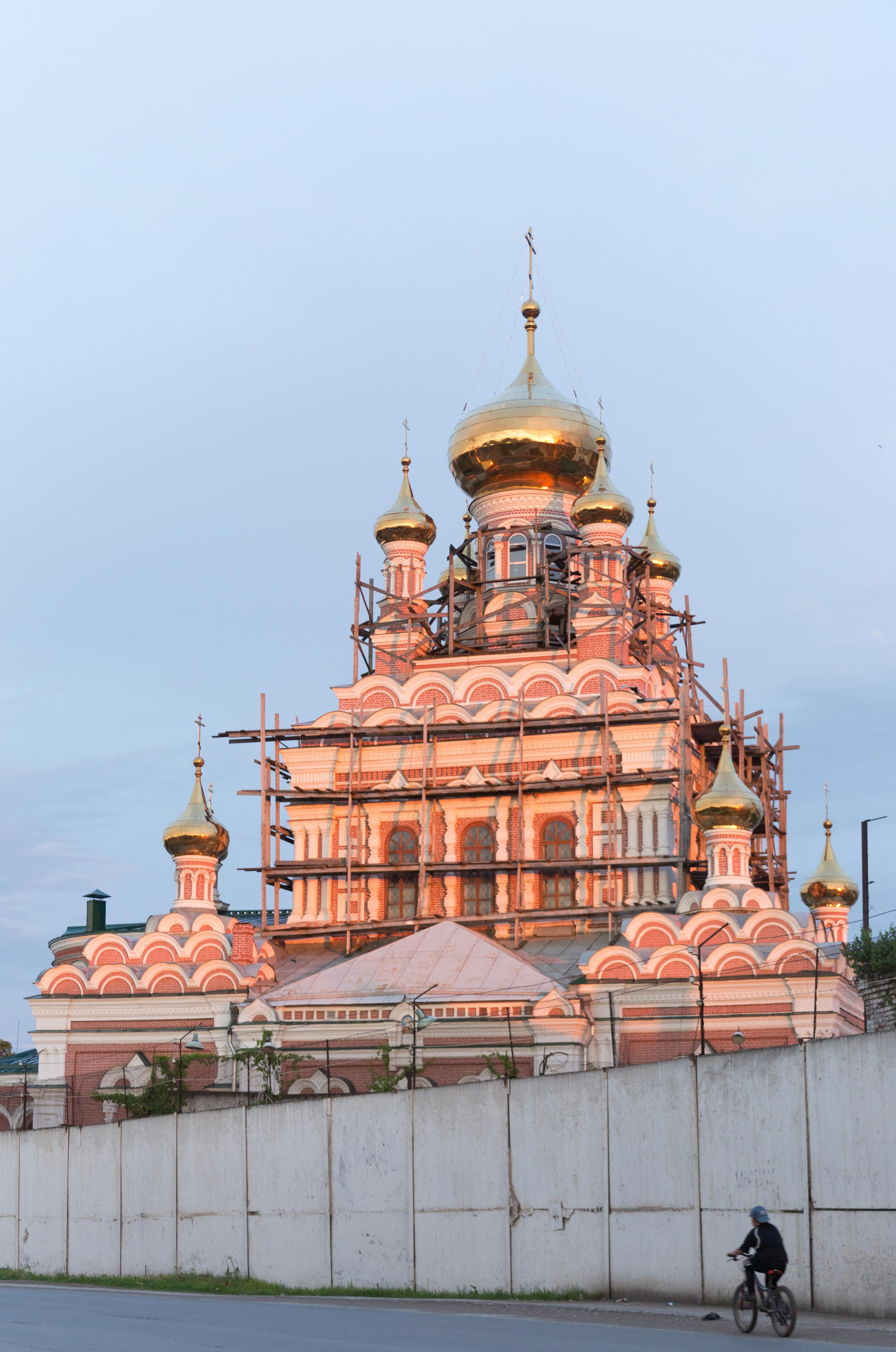 Виды Перми и окрестностей. Фотограф Никита Попов. Фотограф Пермь. Фотосессия в фотостудии Перми и на свежем воздухе