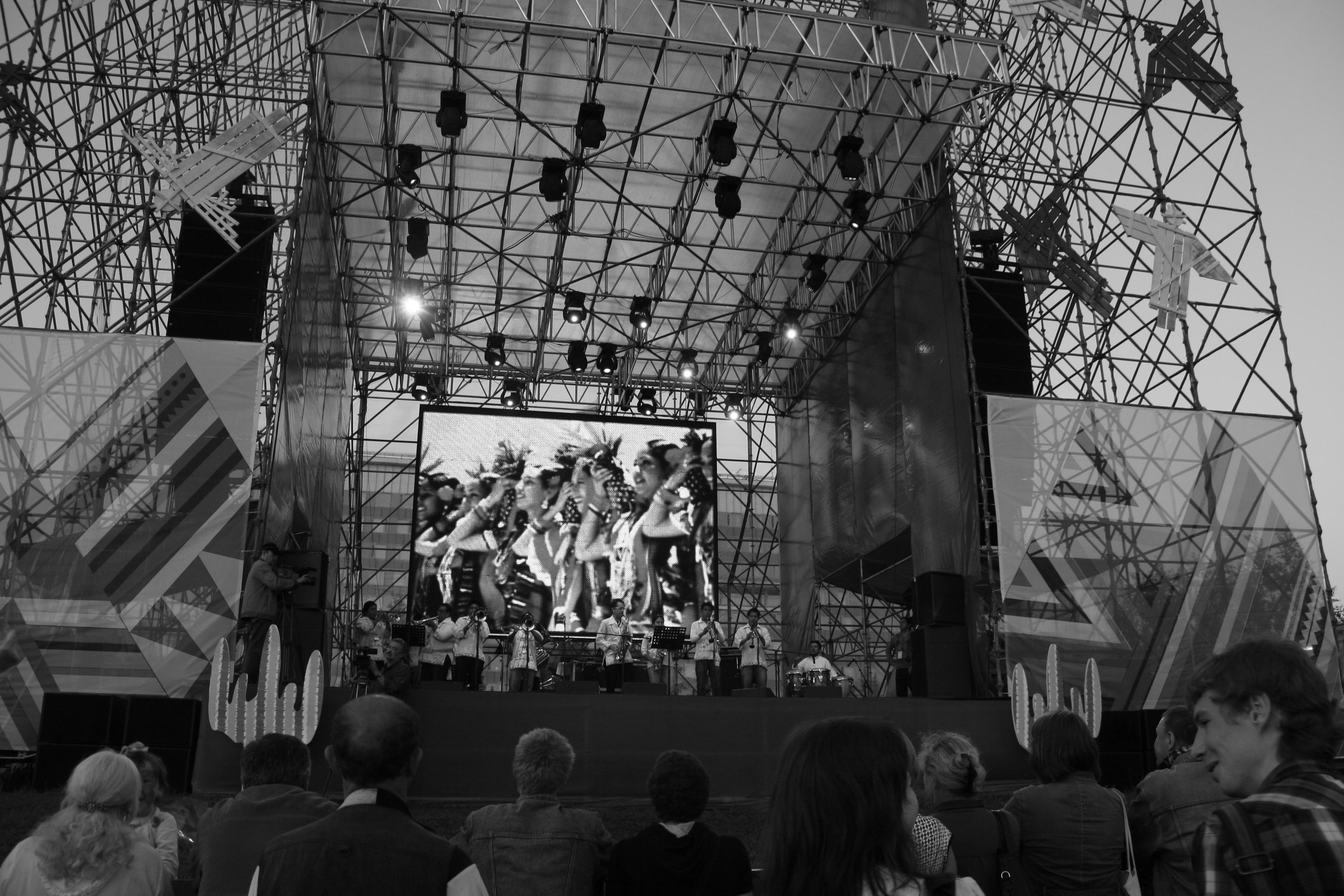 Фестиваль «Белые ночи в Перми». Фотограф Пермь. Фотосессия в фотостудии Перми и на свежем воздухе