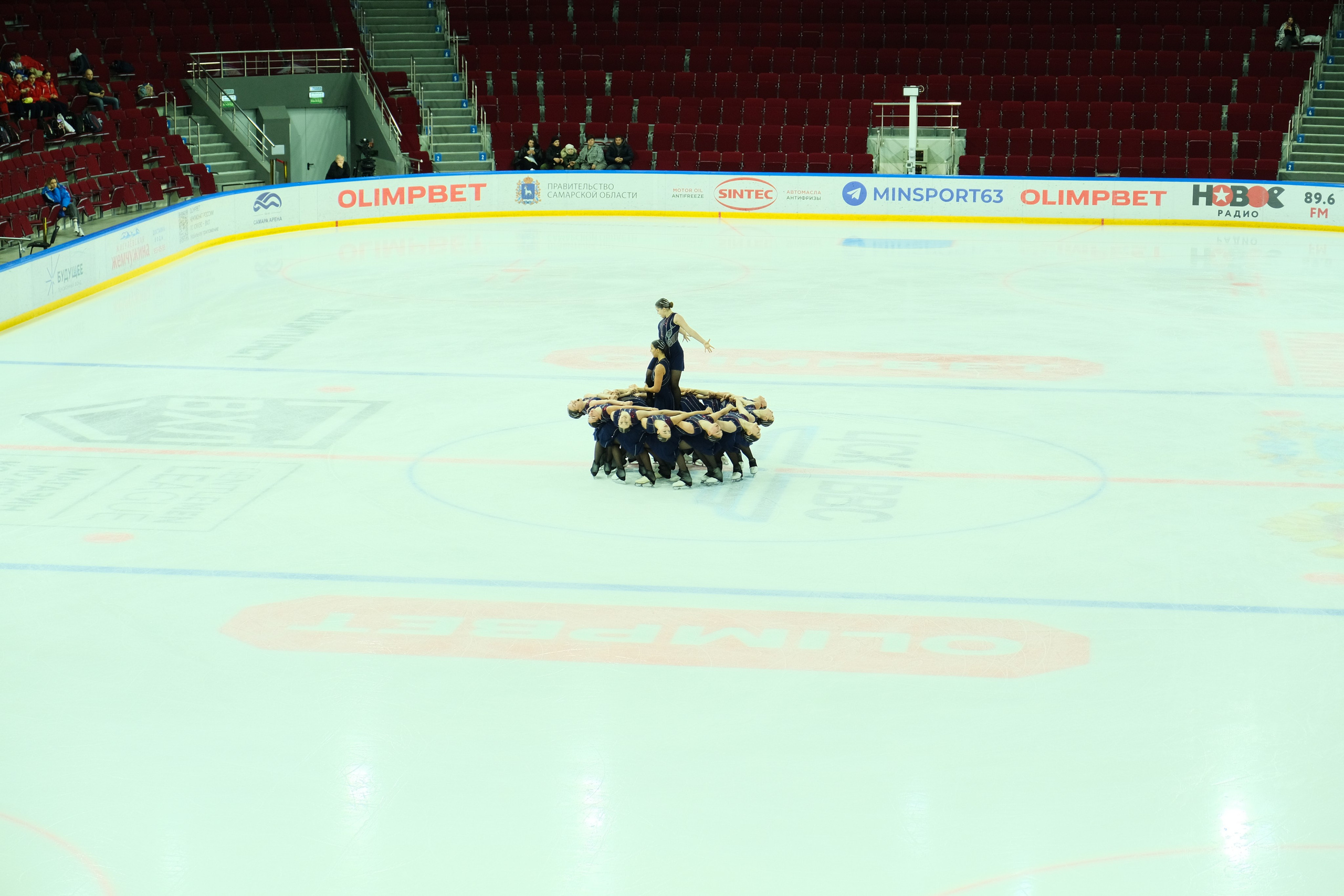 «Самарочка» этап кубка России по синхронному фигурному катанию. Александр Носов. Портретный и репортажный фотограф в Самаре