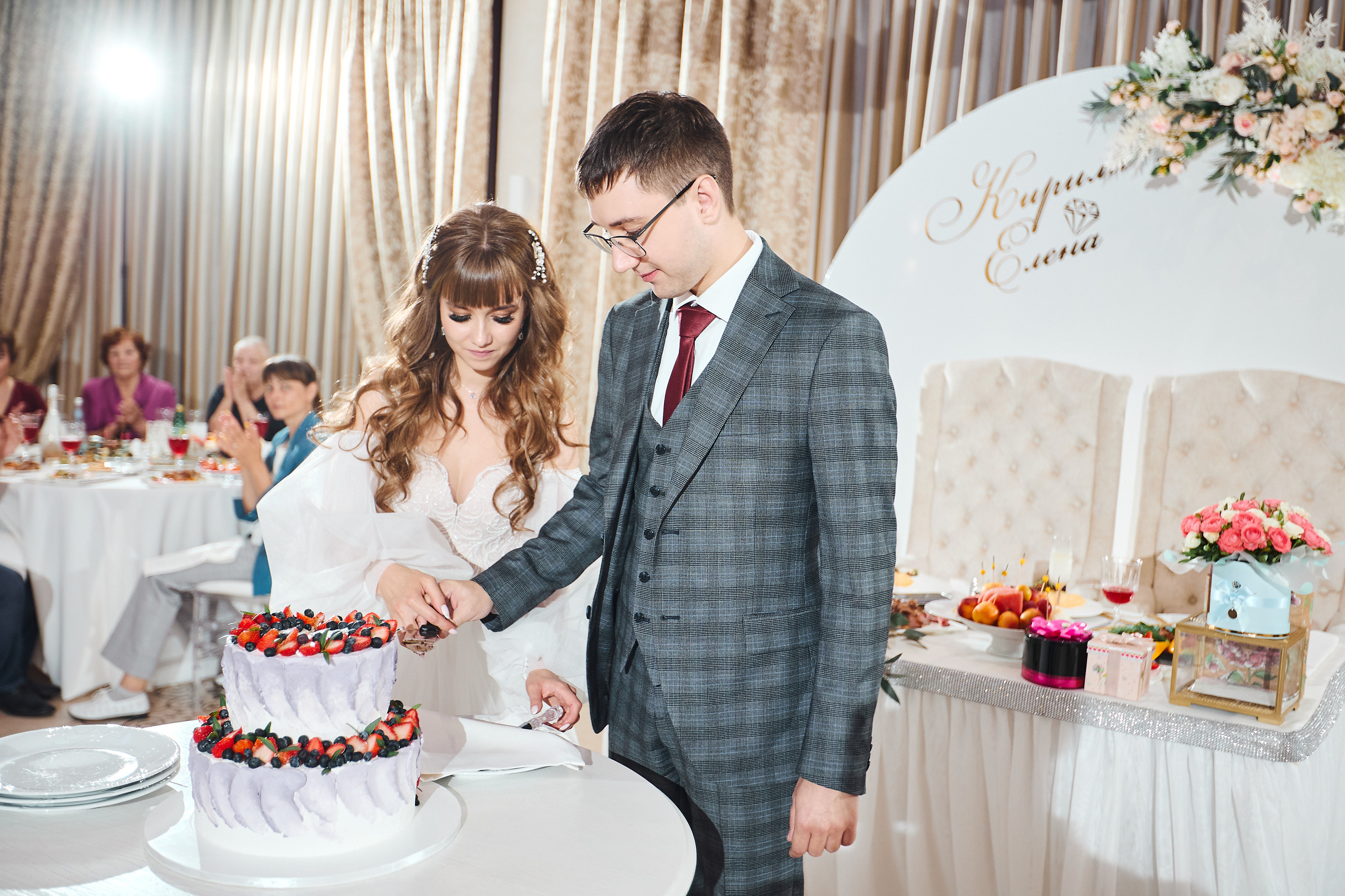 Кирилл и Елена. Иван Март Свадебный и портретный фотограф Тюмень