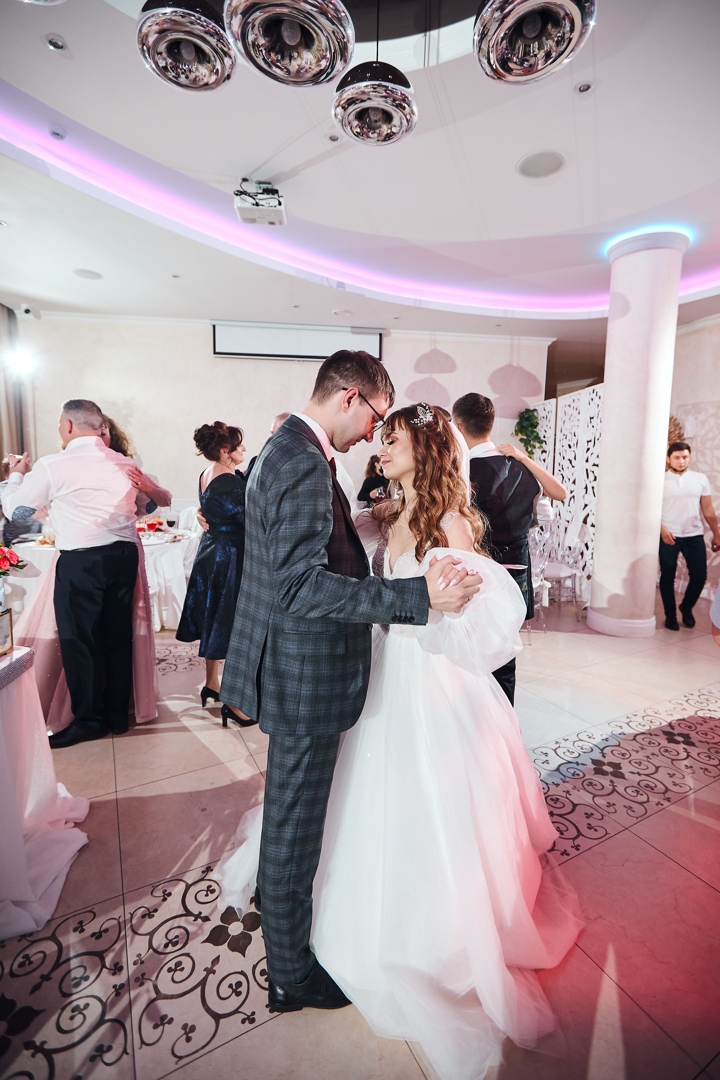 Кирилл и Елена. Иван Март Свадебный и портретный фотограф Тюмень