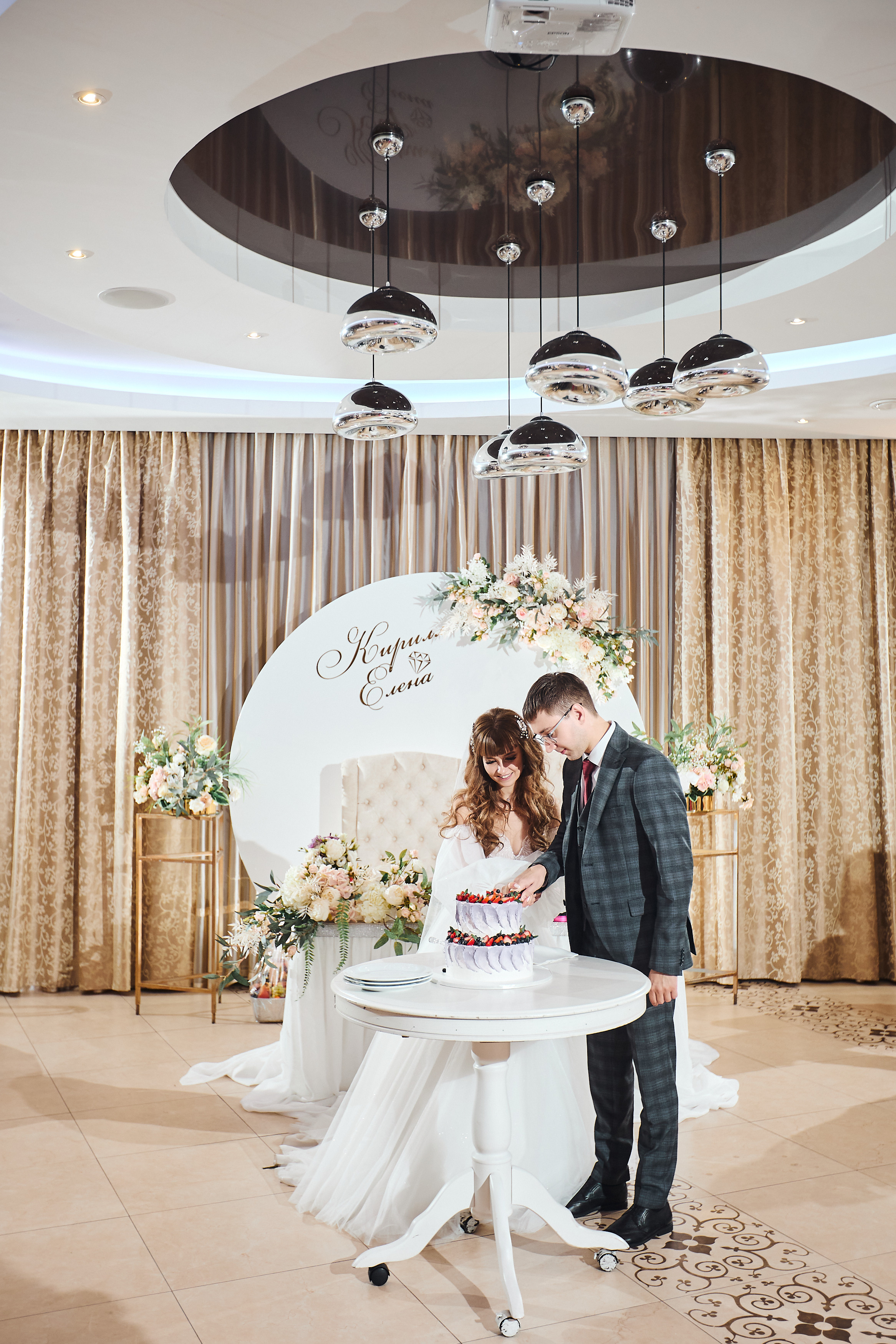 Кирилл и Елена. Иван Март Свадебный и портретный фотограф Тюмень