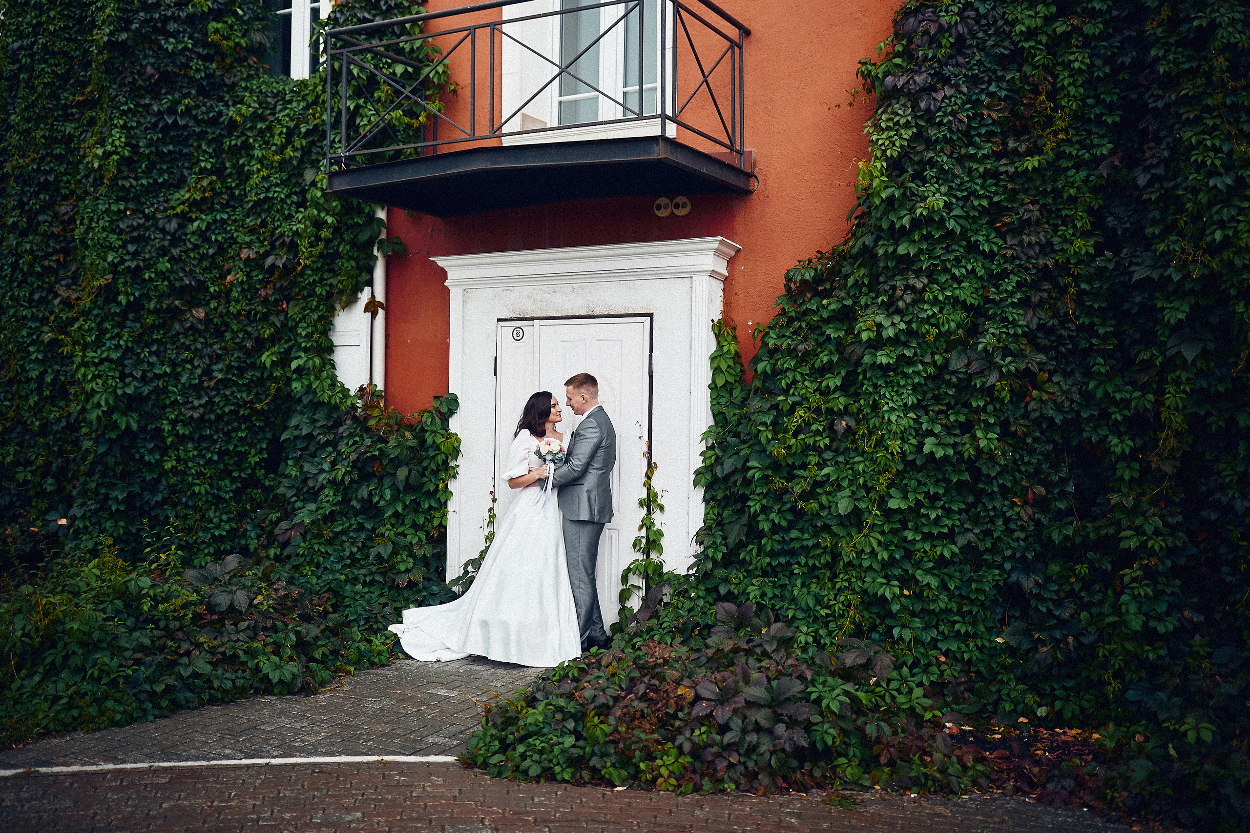 Иван и Эльвина. Иван Март Свадебный и портретный фотограф Тюмень