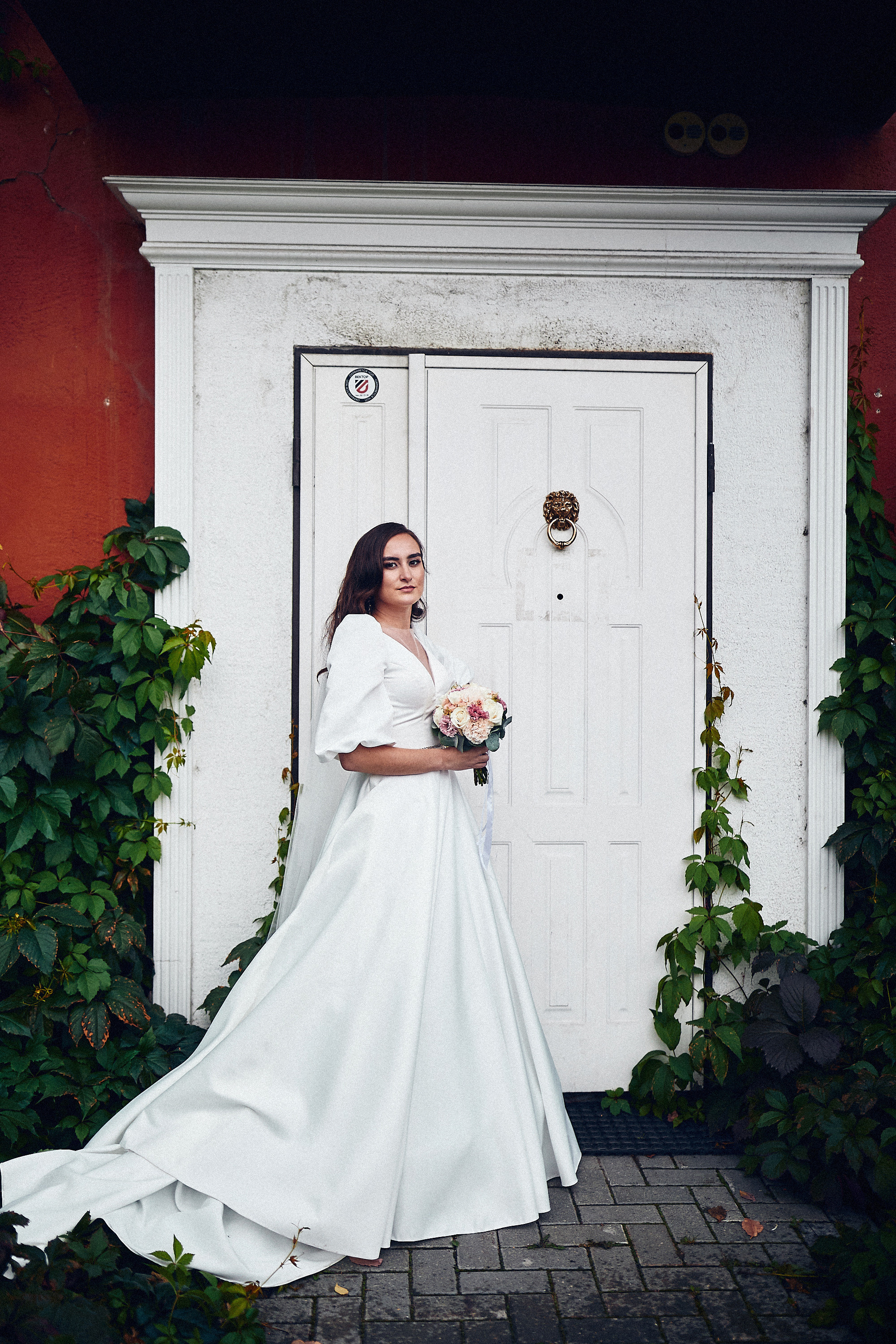 Иван и Эльвина. Иван Март Свадебный и портретный фотограф Тюмень