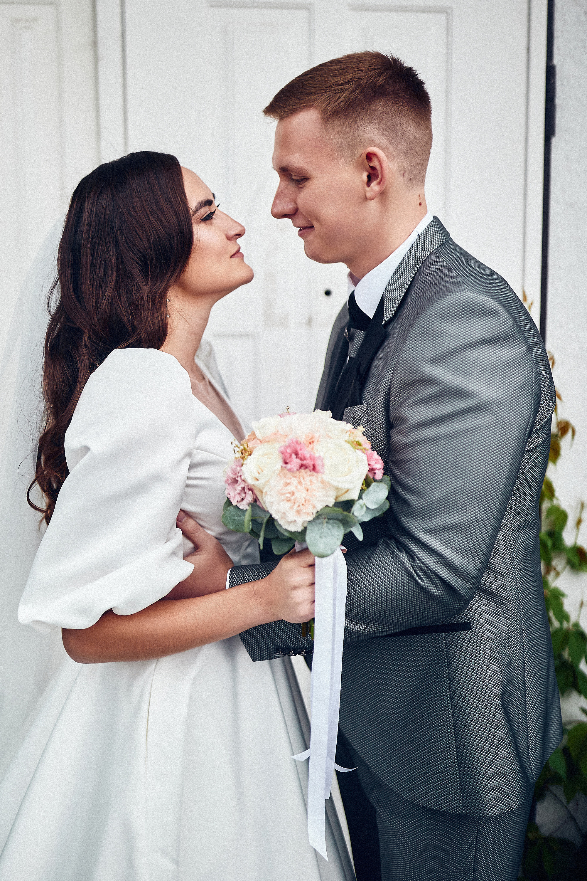 Иван и Эльвина. Иван Март Свадебный и портретный фотограф Тюмень