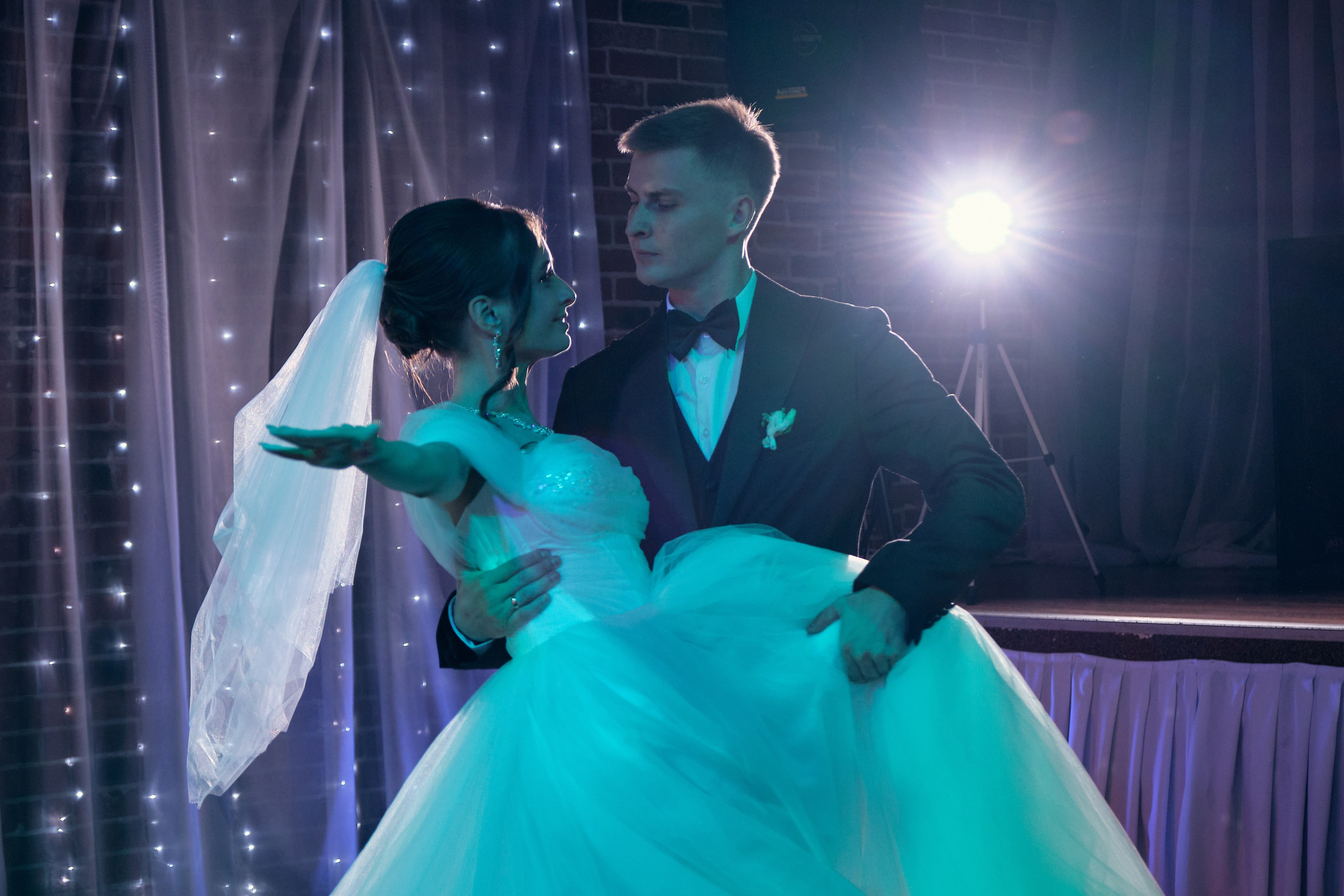 Банкет. Фэшн фотограф Арина Эльюс в Новосибирске