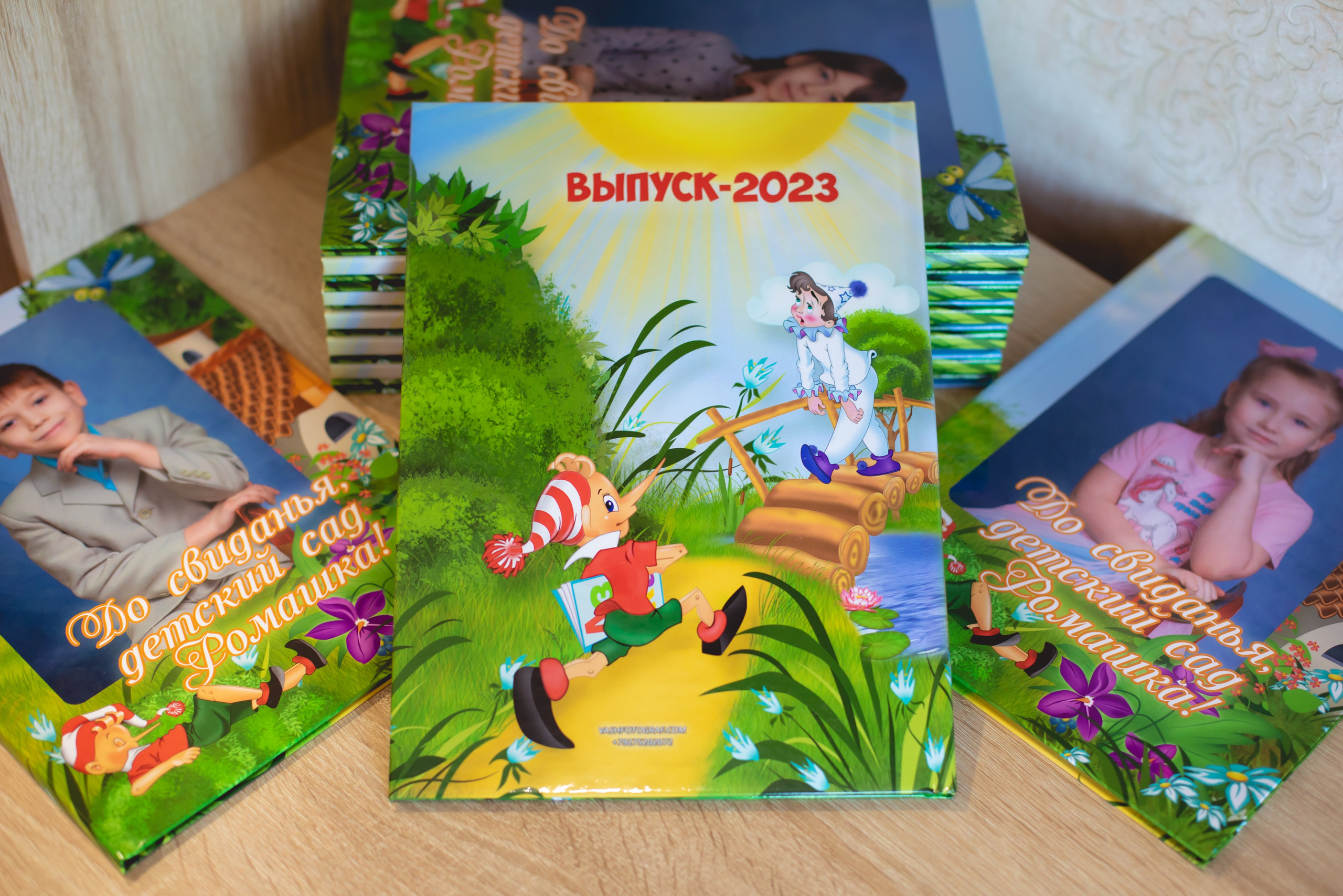 Свадебные фото книги и выпускные альбомы. Свадебный и семейный фотограф в Волжском Антон Тюрин