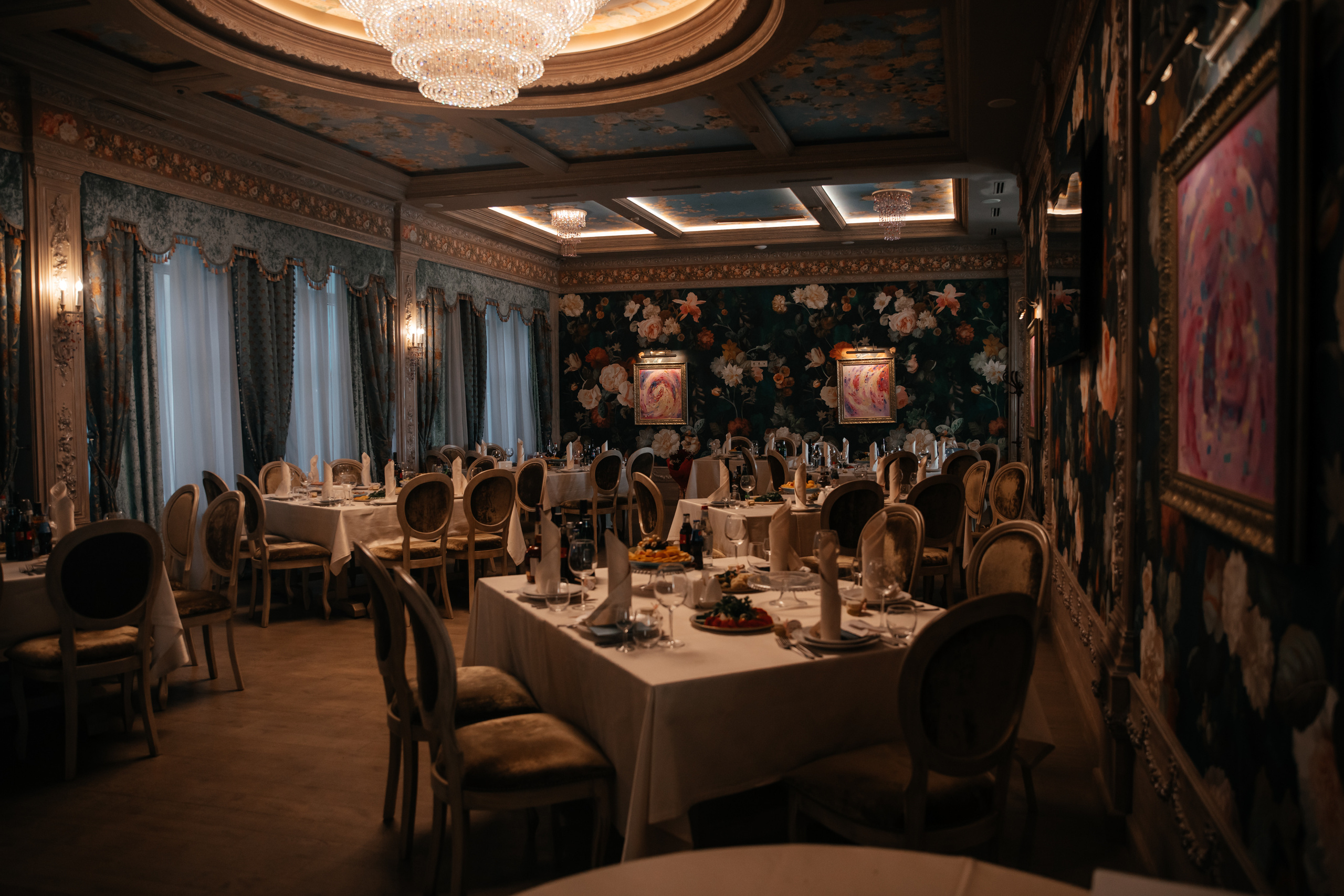 Свадебная фотосессия в отеле. Свадебный фотограф в Москве Екатерина Гусева