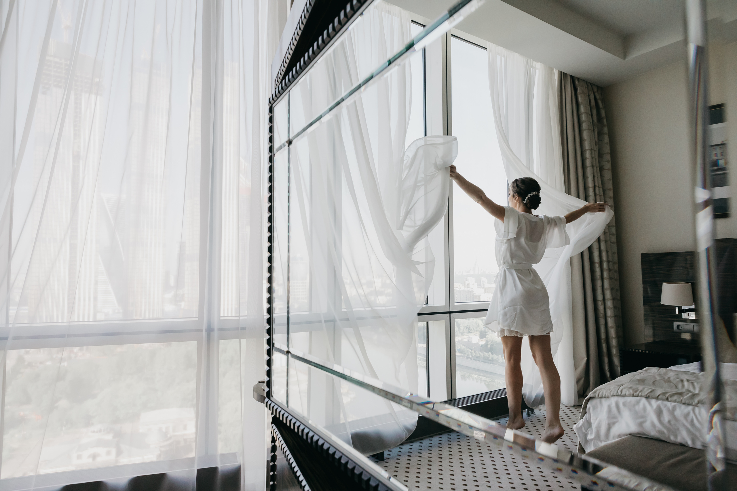 Свадебная фотосессия в отеле. Свадебный фотограф в Москве Екатерина Гусева