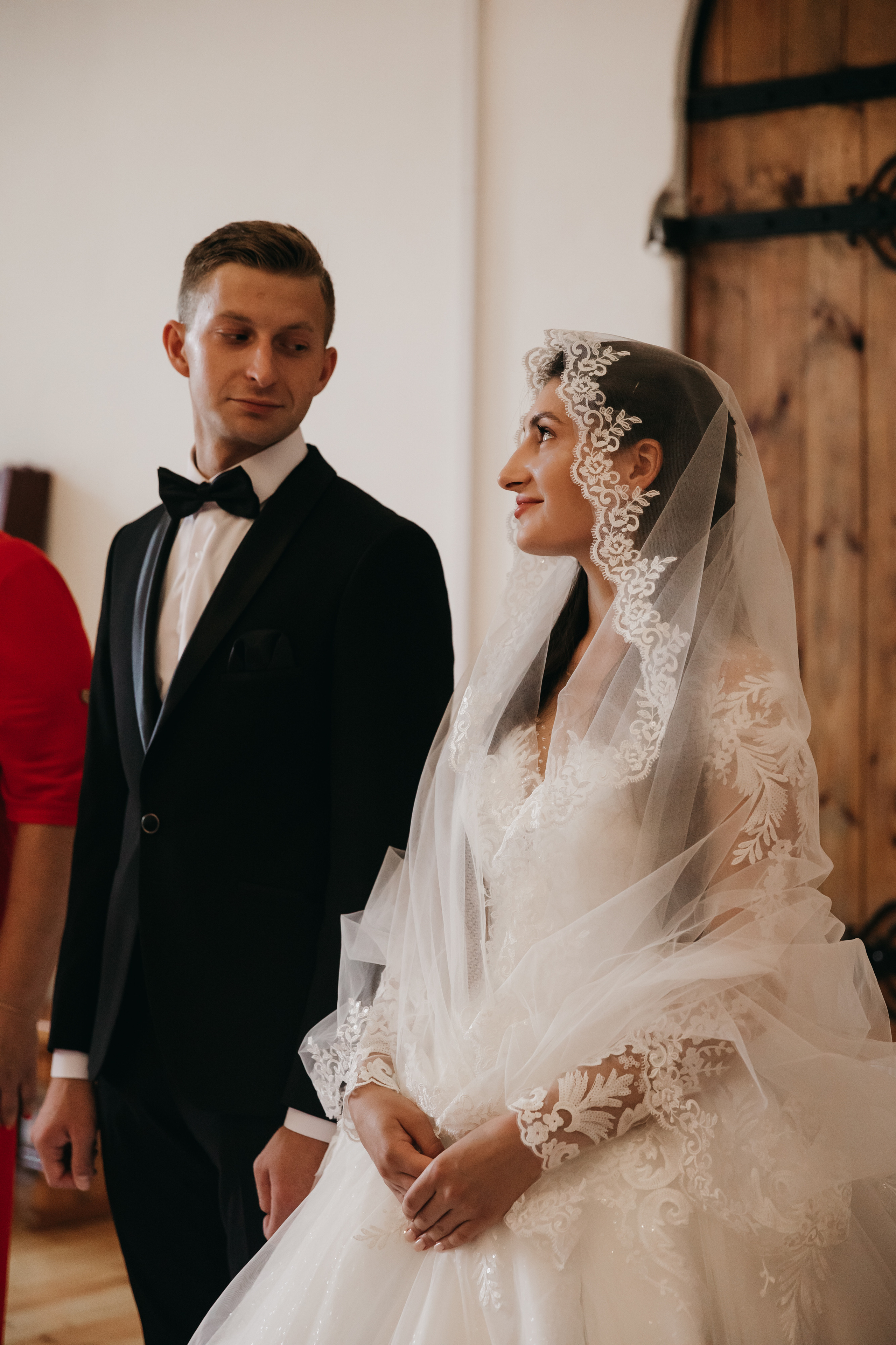 Венчание в Храме Тихвинской Иконы Божией Матери. Свадебный фотограф в Москве Екатерина Гусева