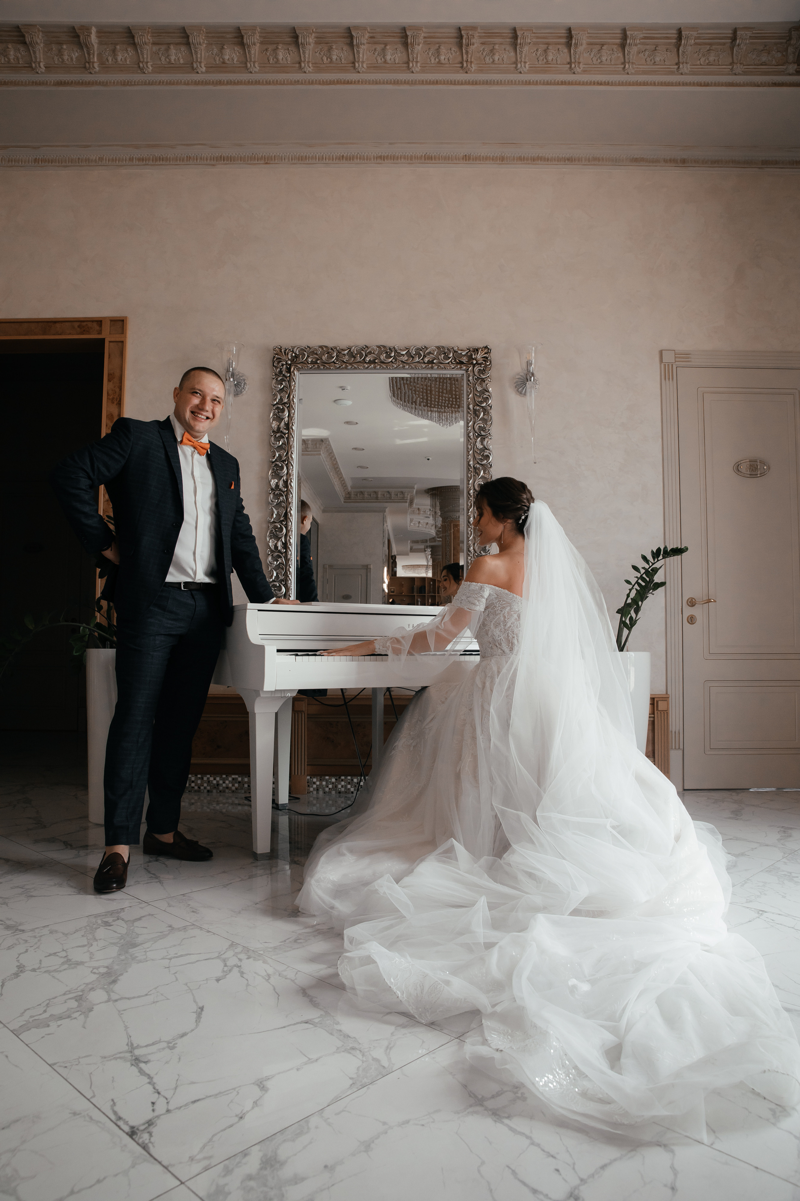 Свадебная фотосессия в отеле. Свадебный фотограф в Москве Екатерина Гусева