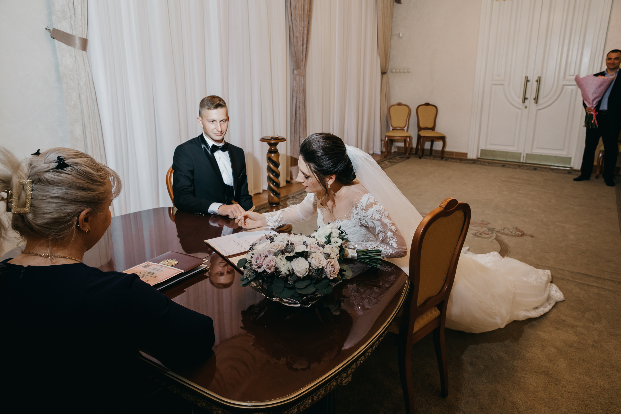 Роспись в Кутузовском ЗАГСе. Свадебный фотограф в Москве Екатерина Гусева