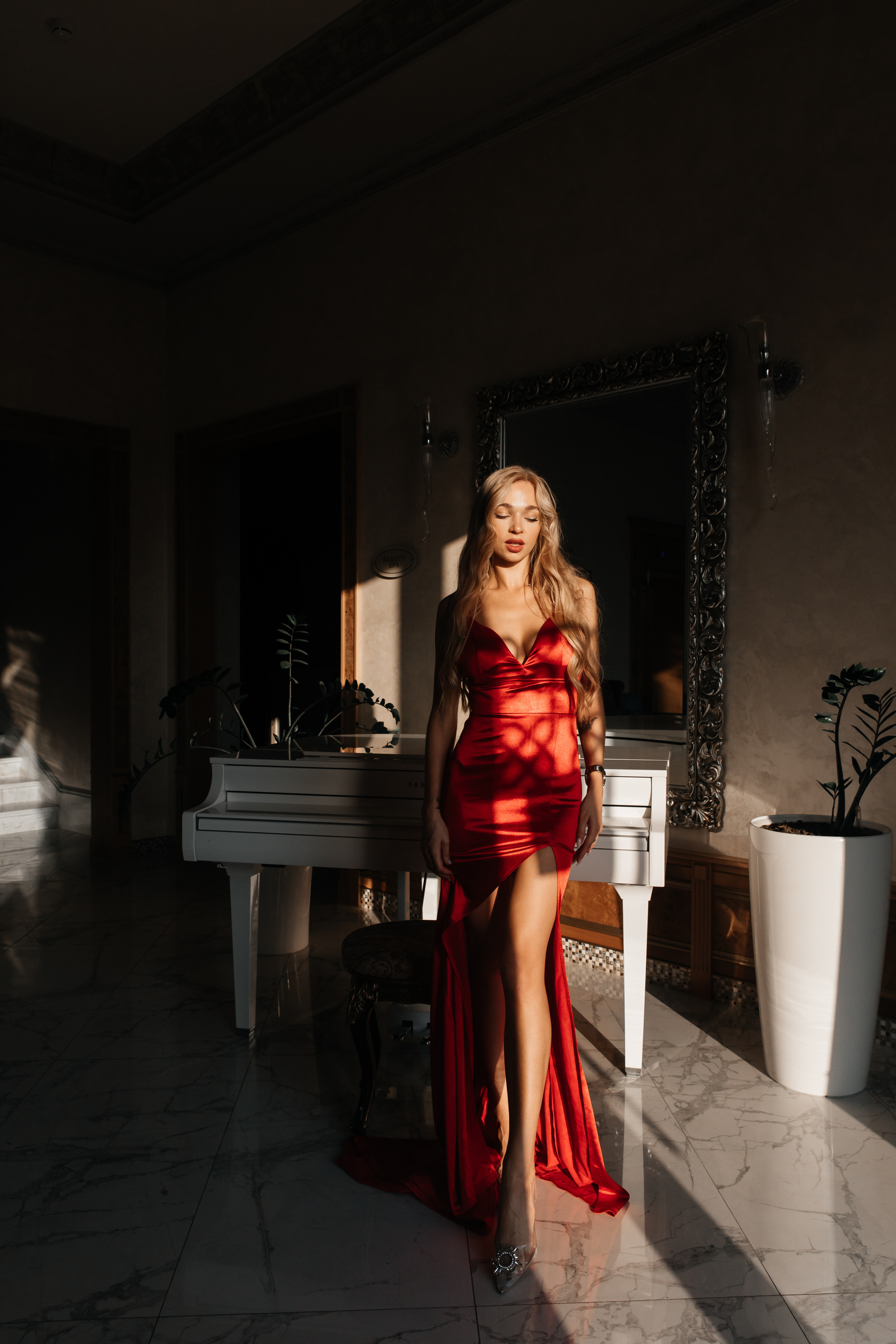 Свадебная фотосессия в отеле. Свадебный фотограф в Москве Екатерина Гусева